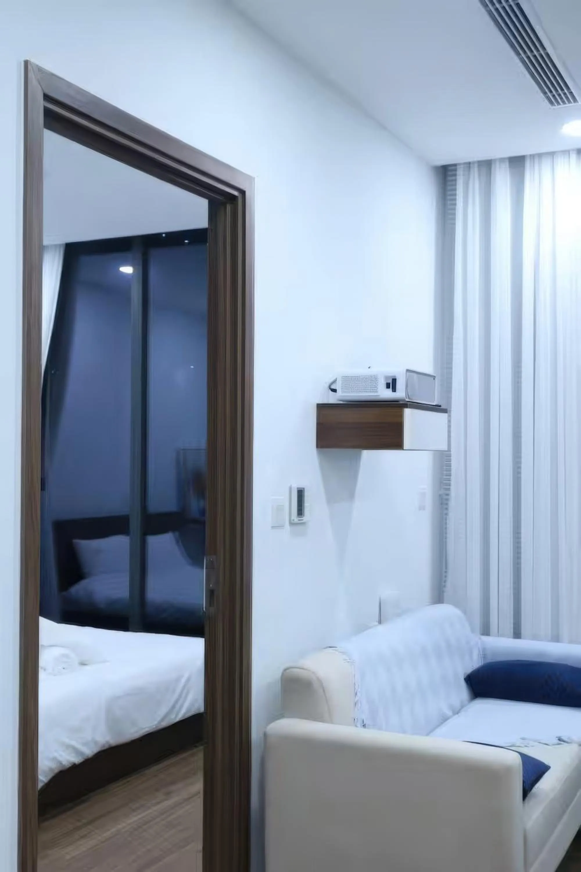 Bed in Eco Green Saigon - Free Gym & Netflix & Pool
