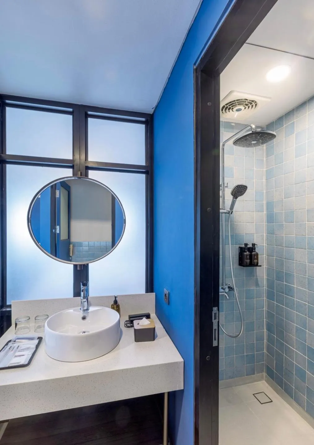 Bathroom in ARTOTEL Hub Simpang Temu Jakarta