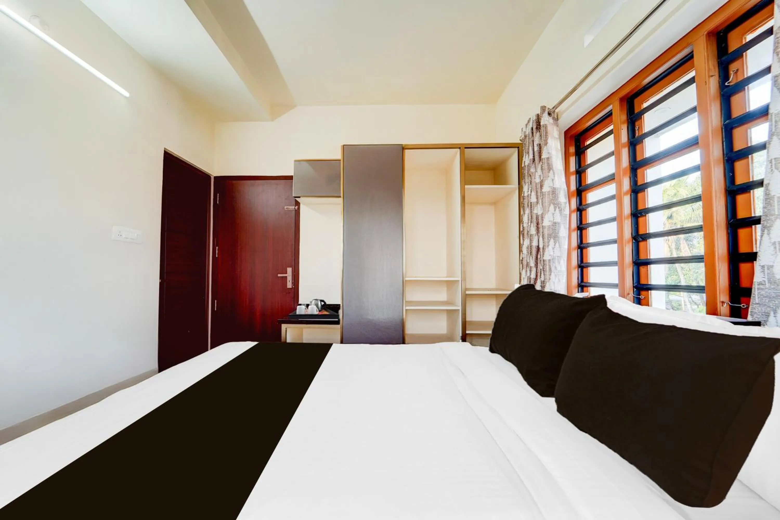 Super Townhouse Kalady Near Airport