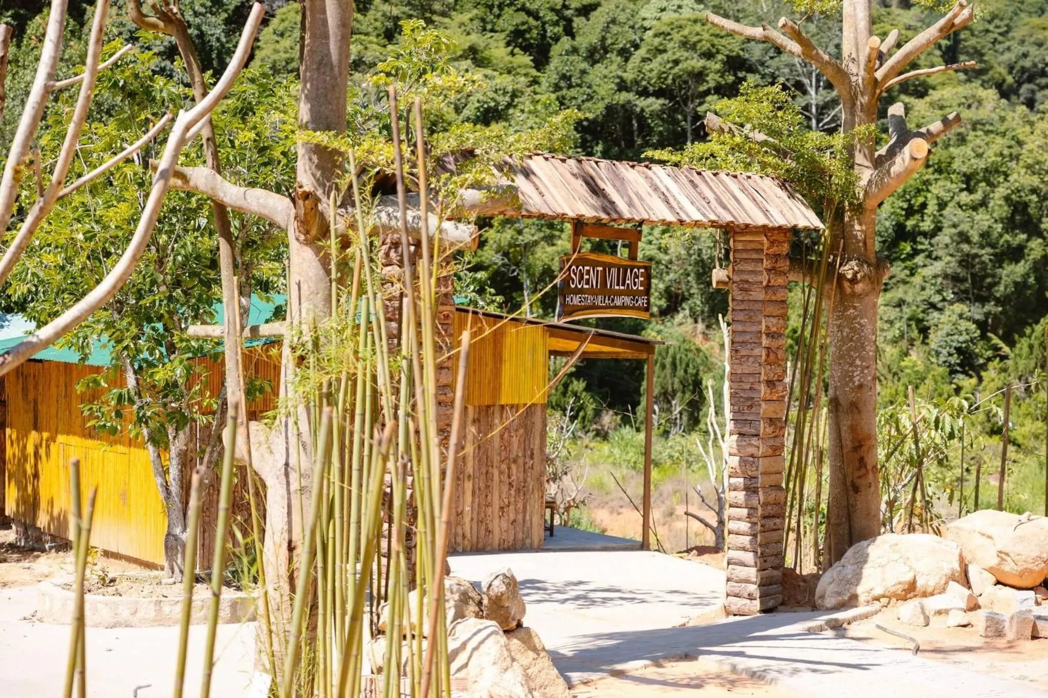 Animals in Scent Chalet D - Village