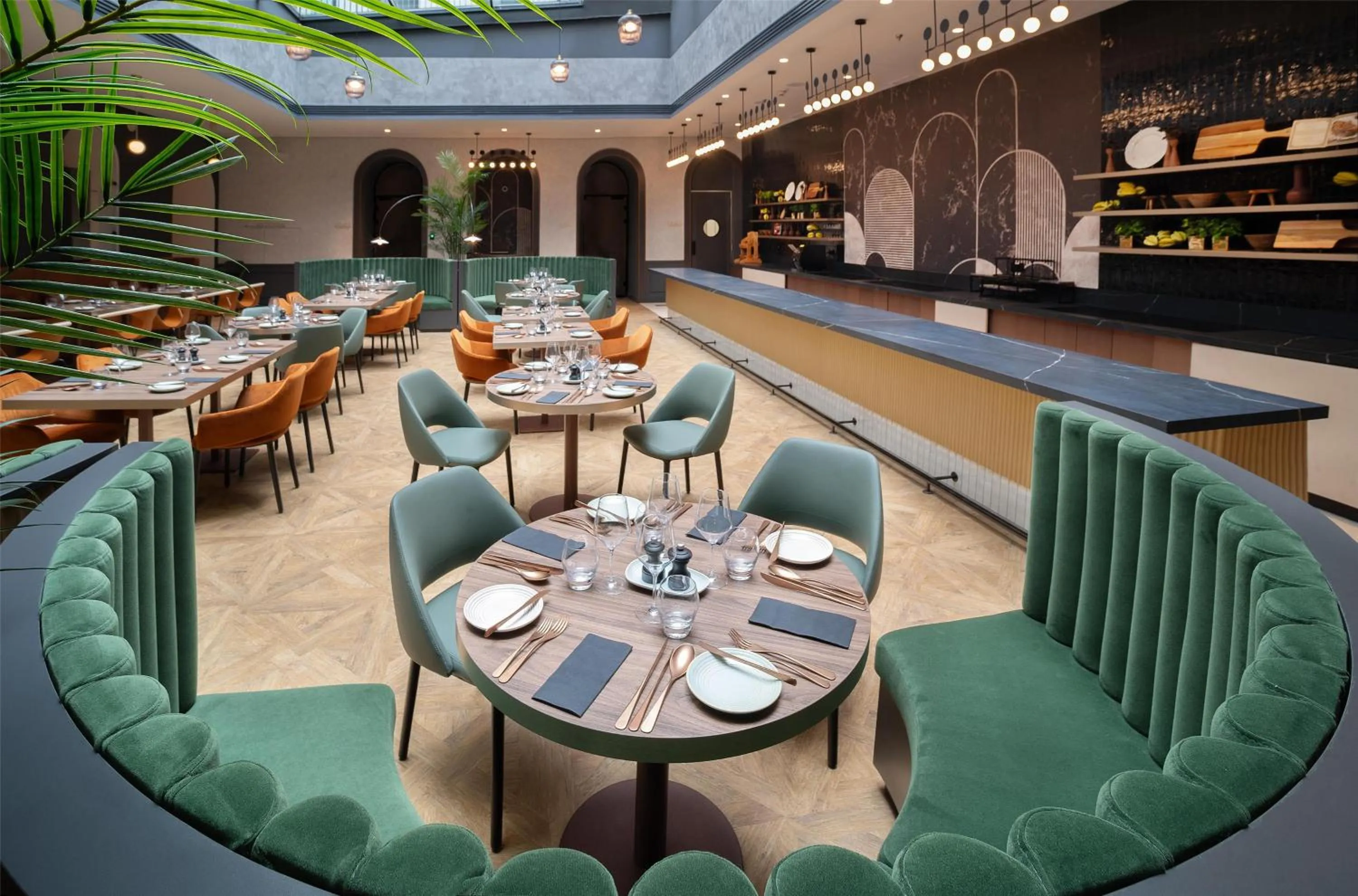 Restaurant/places to eat in Radisson Collection Hotel, Basilica Budapest