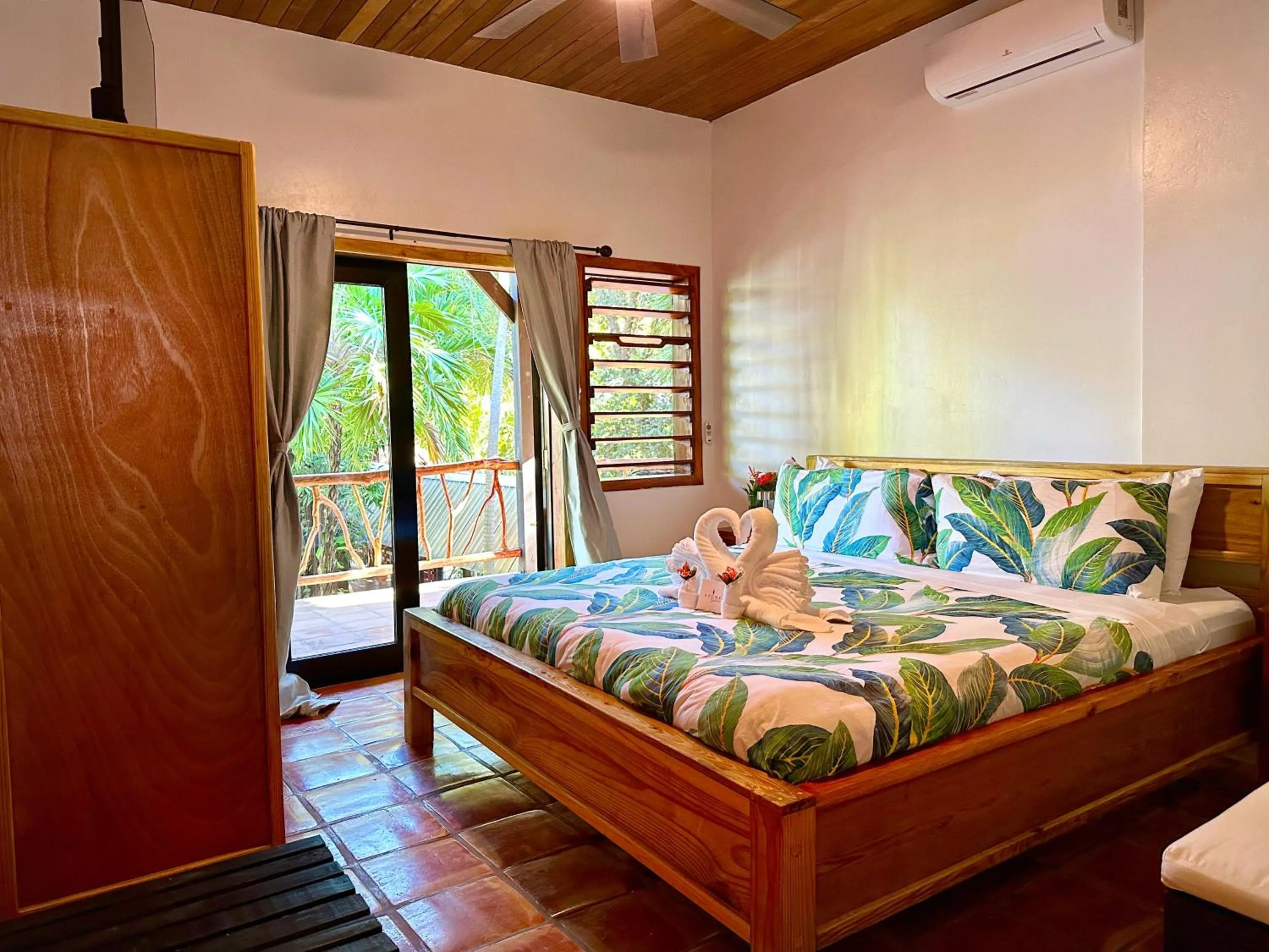 Bed in Azure Del Mar