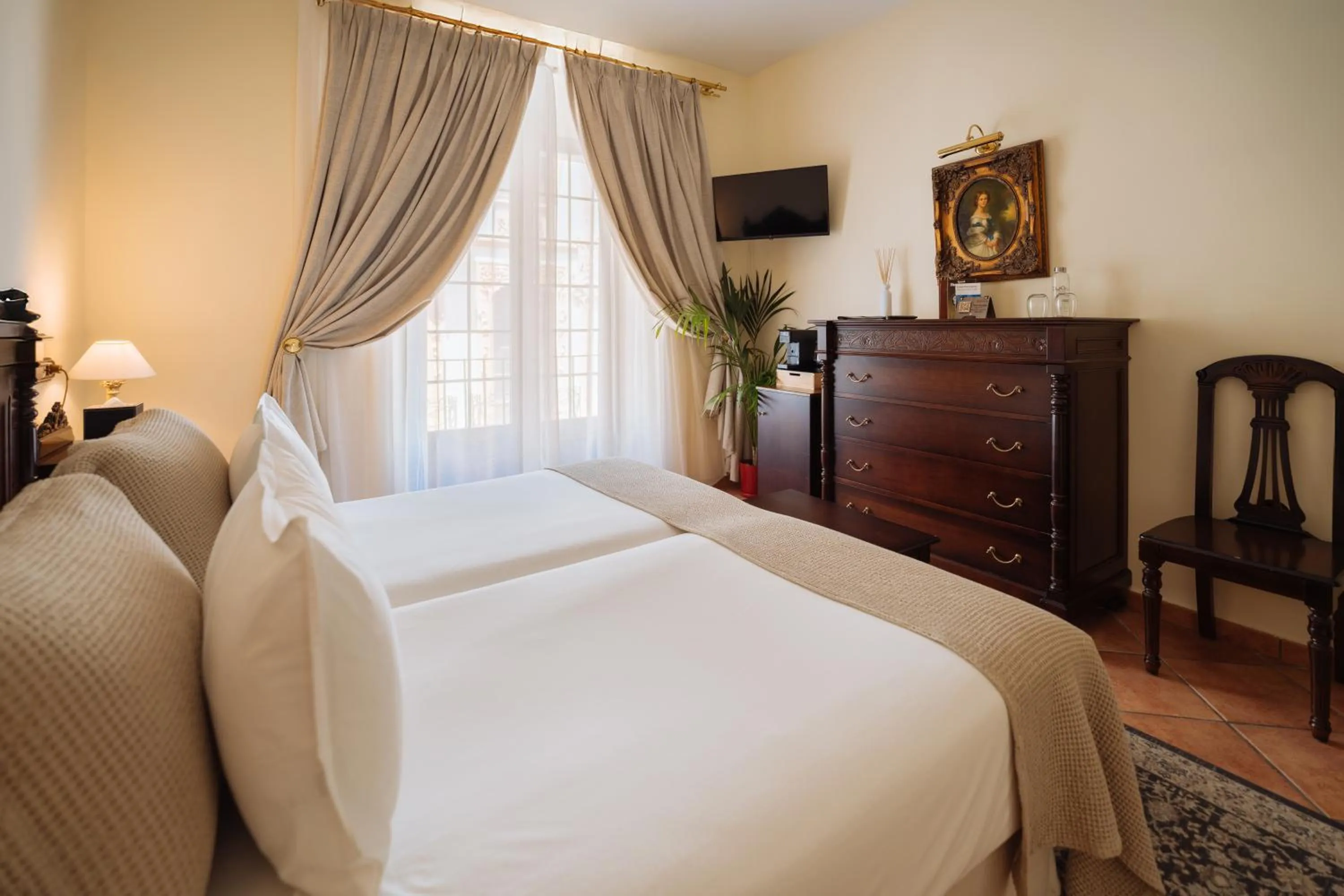 Bed in Hotel Palacio de Hemingway