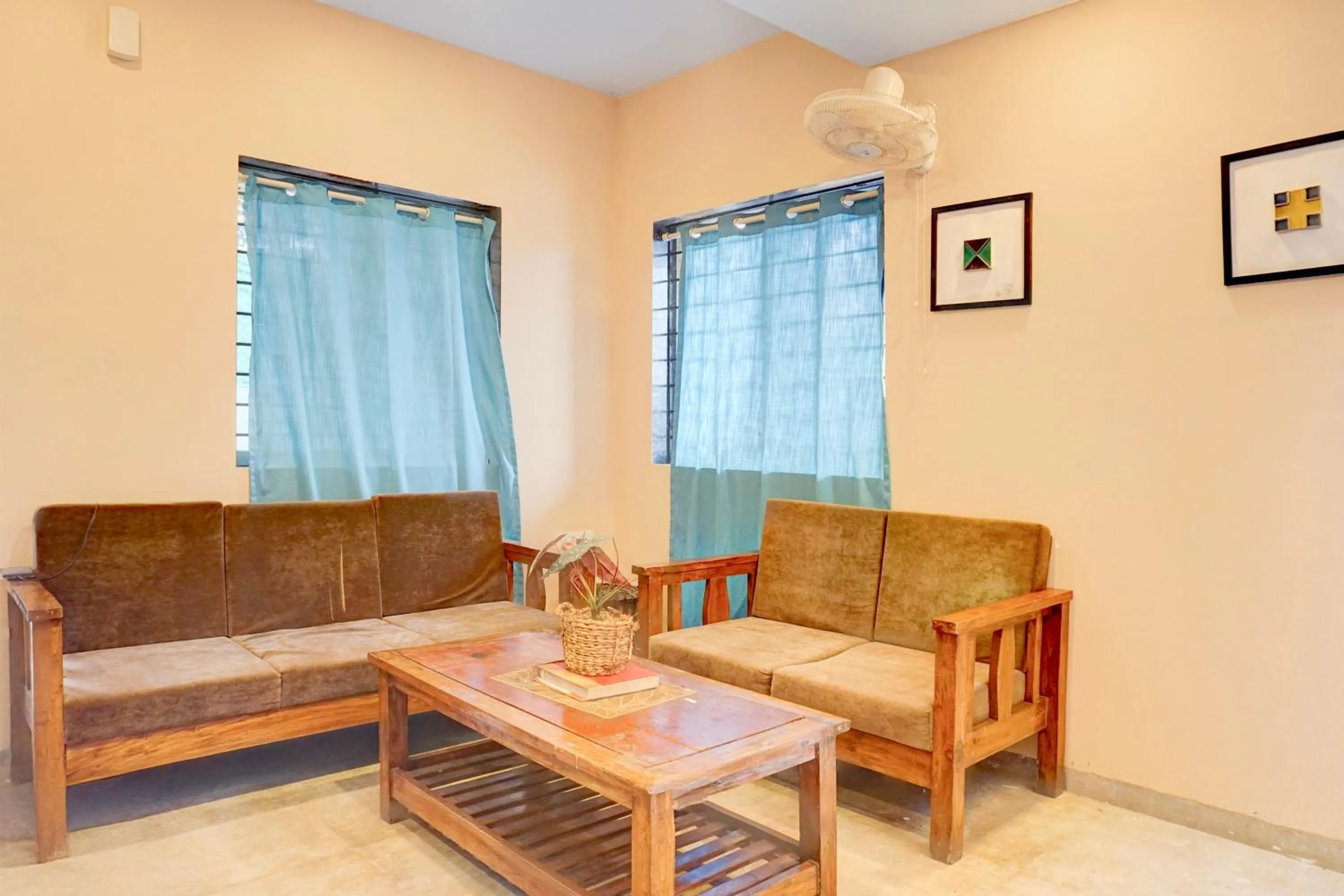 Lobby or reception in Super Collection O Khatri Park Formerly Aum Villa