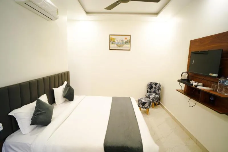 Bed in THE GOVIND PALACE