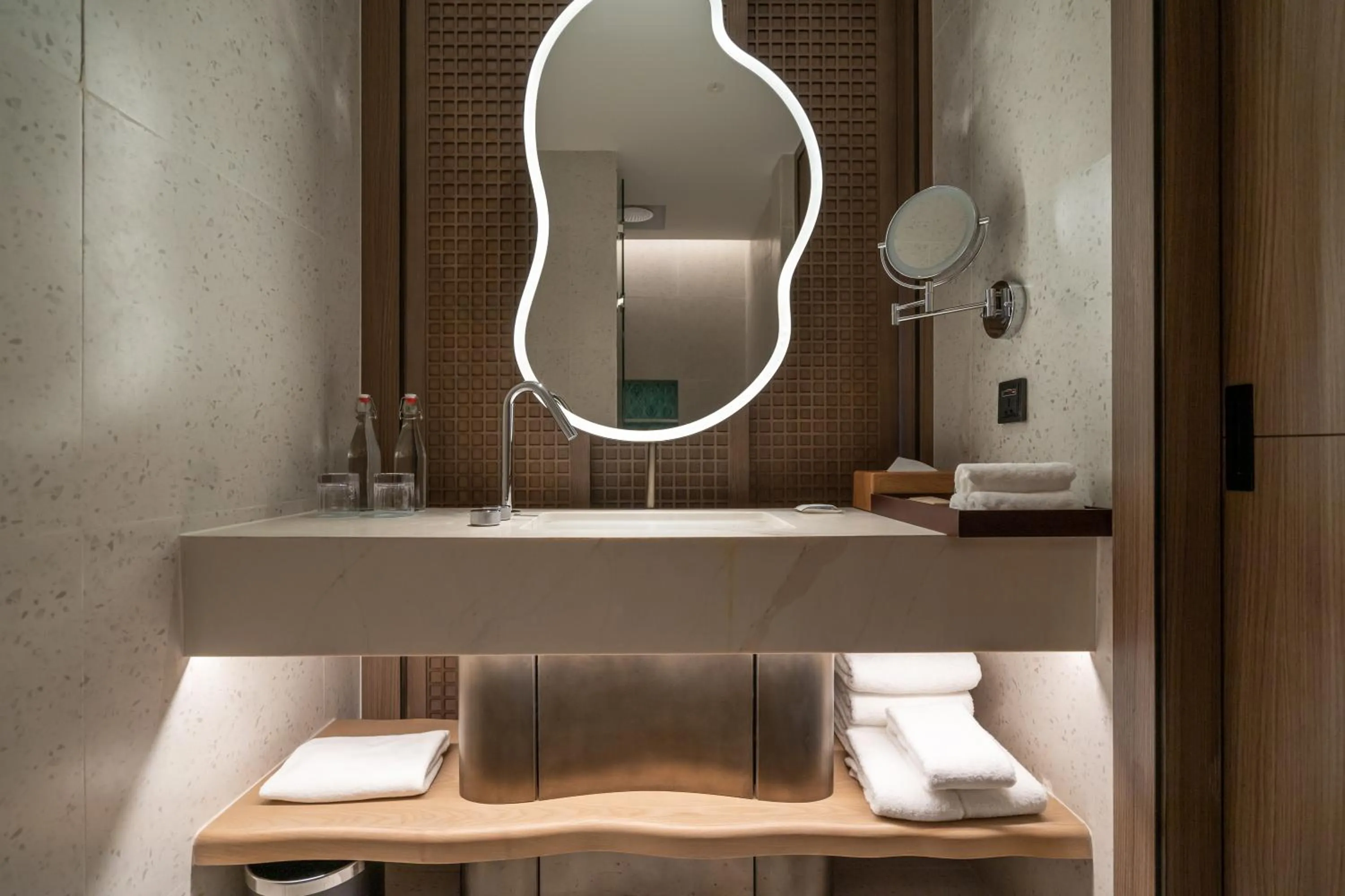 Shower in The Westin Nirup Island Resort & Spa