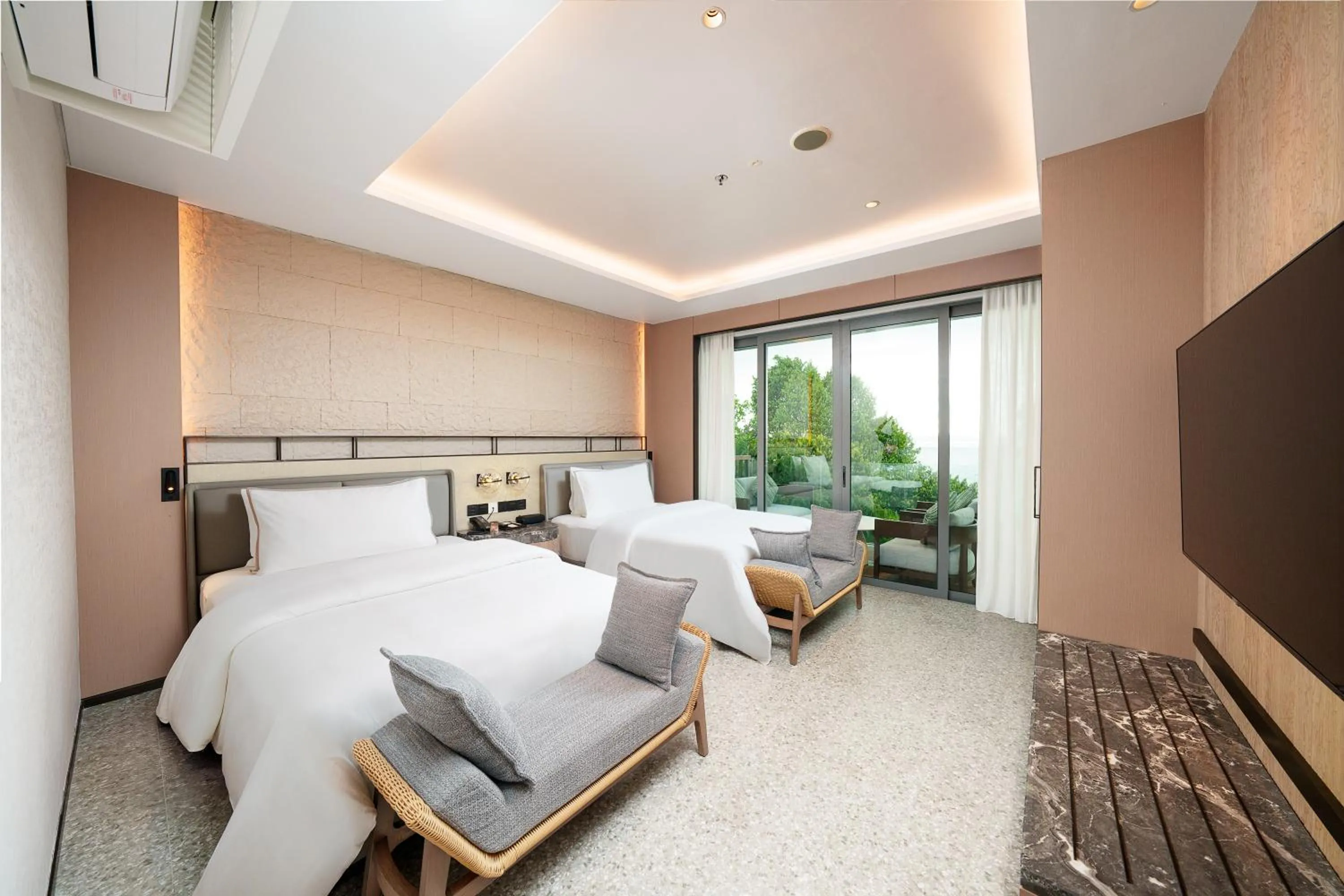 Bedroom, Bed in The Westin Nirup Island Resort & Spa