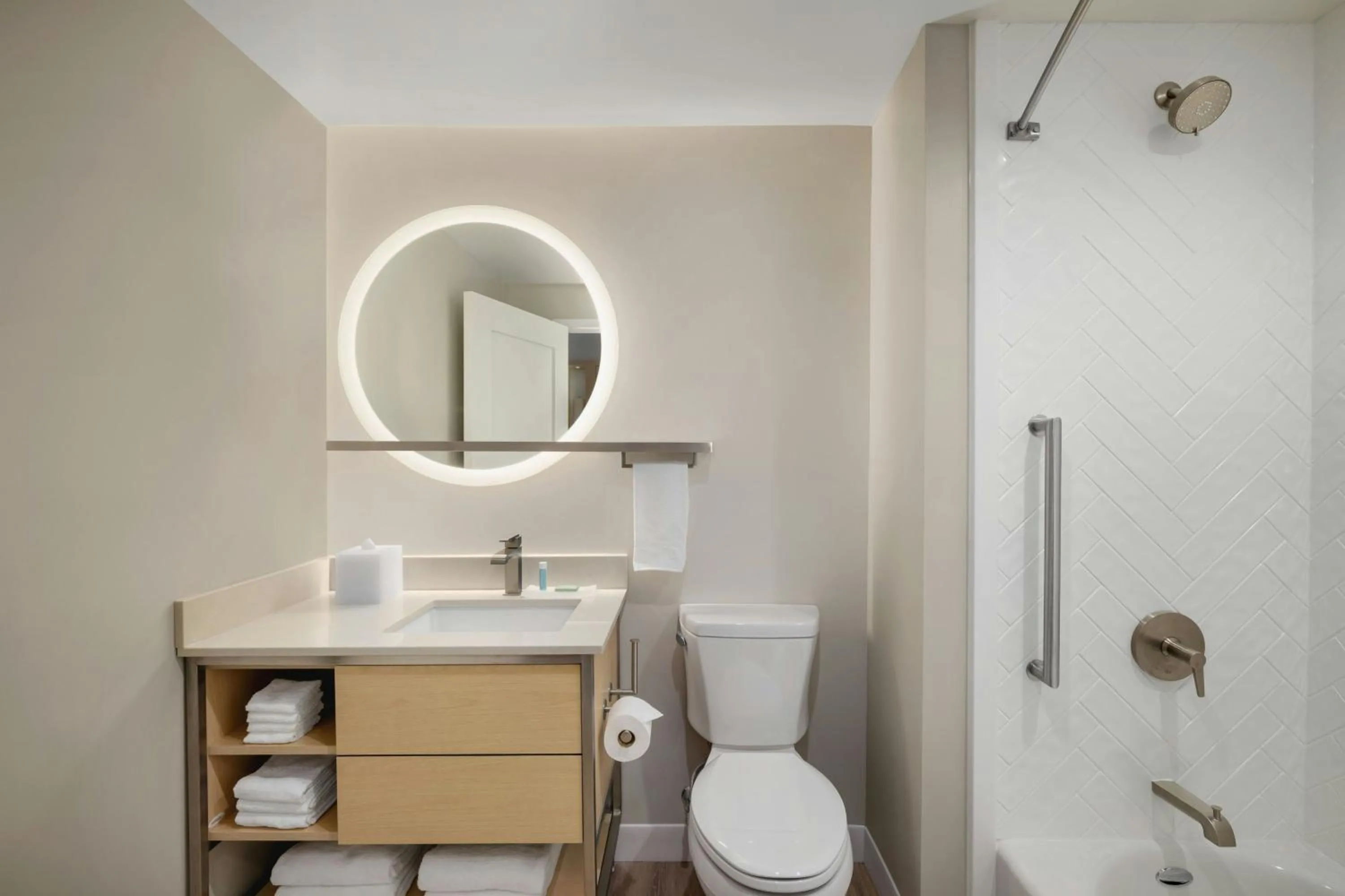 Bathroom in TownePlace Suites by Marriott Williston