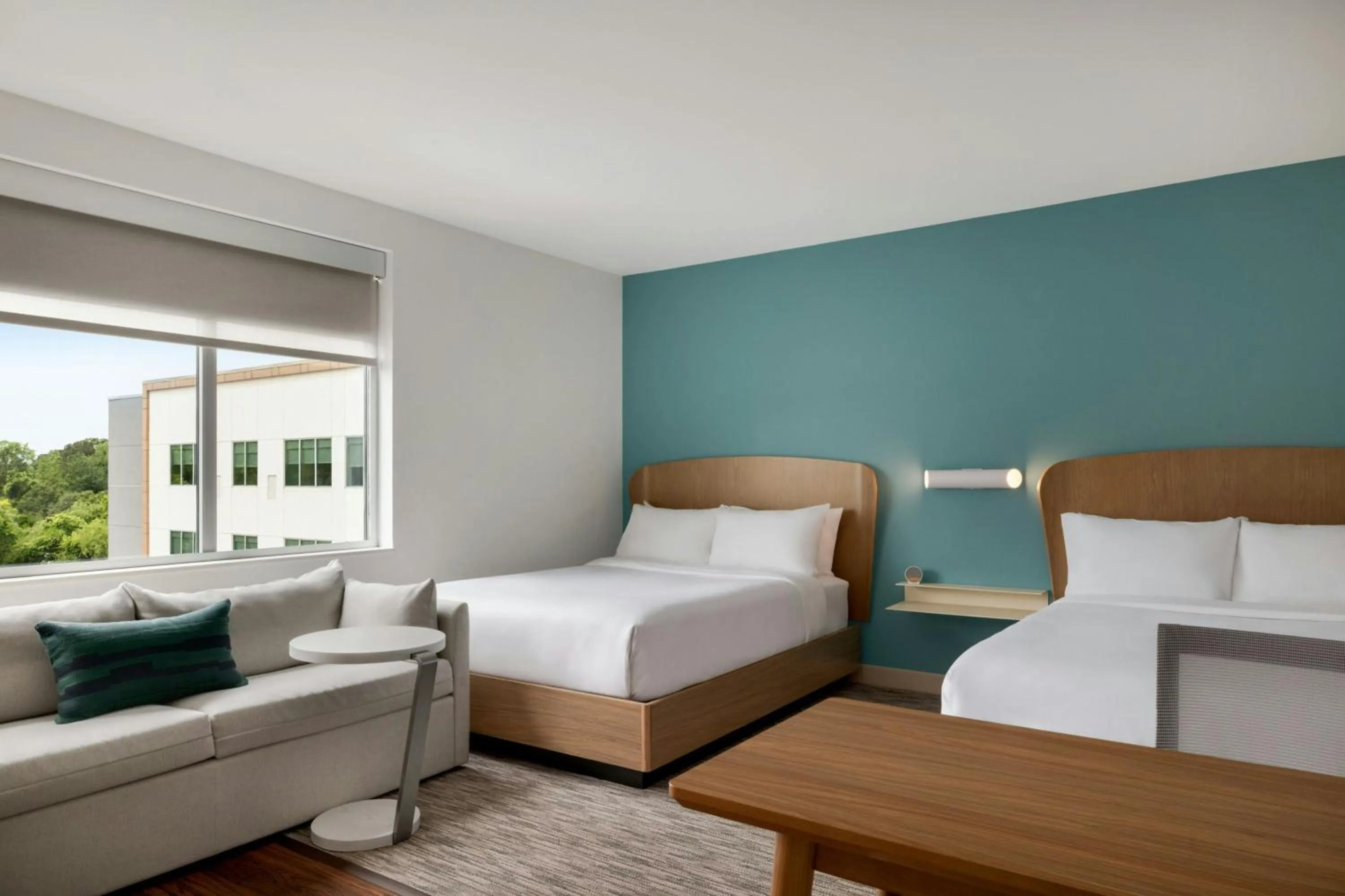 Photo of the whole room, Bed in Element Charleston Airport