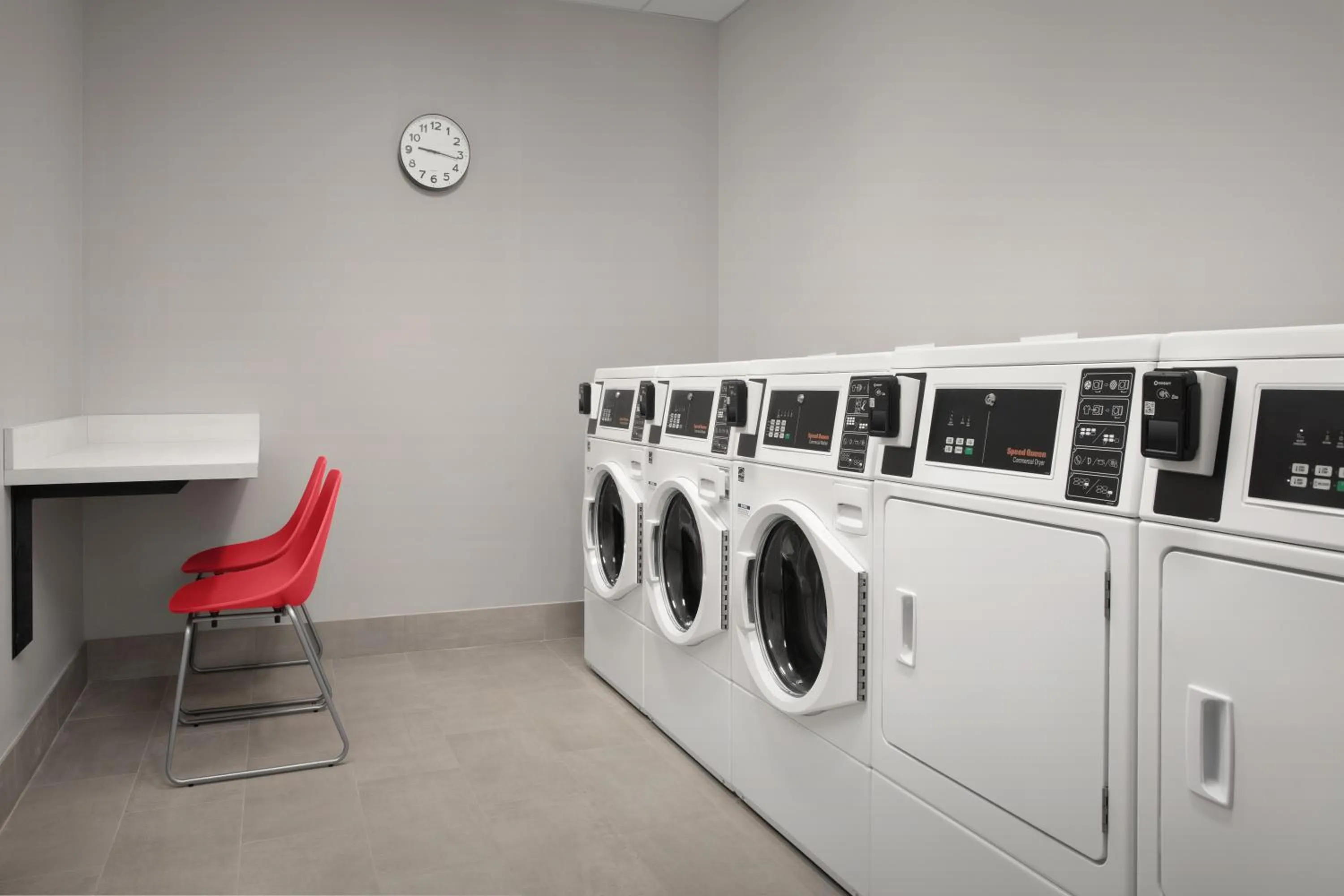laundry in TownePlace Suites by Marriott Jacksonville Mayport