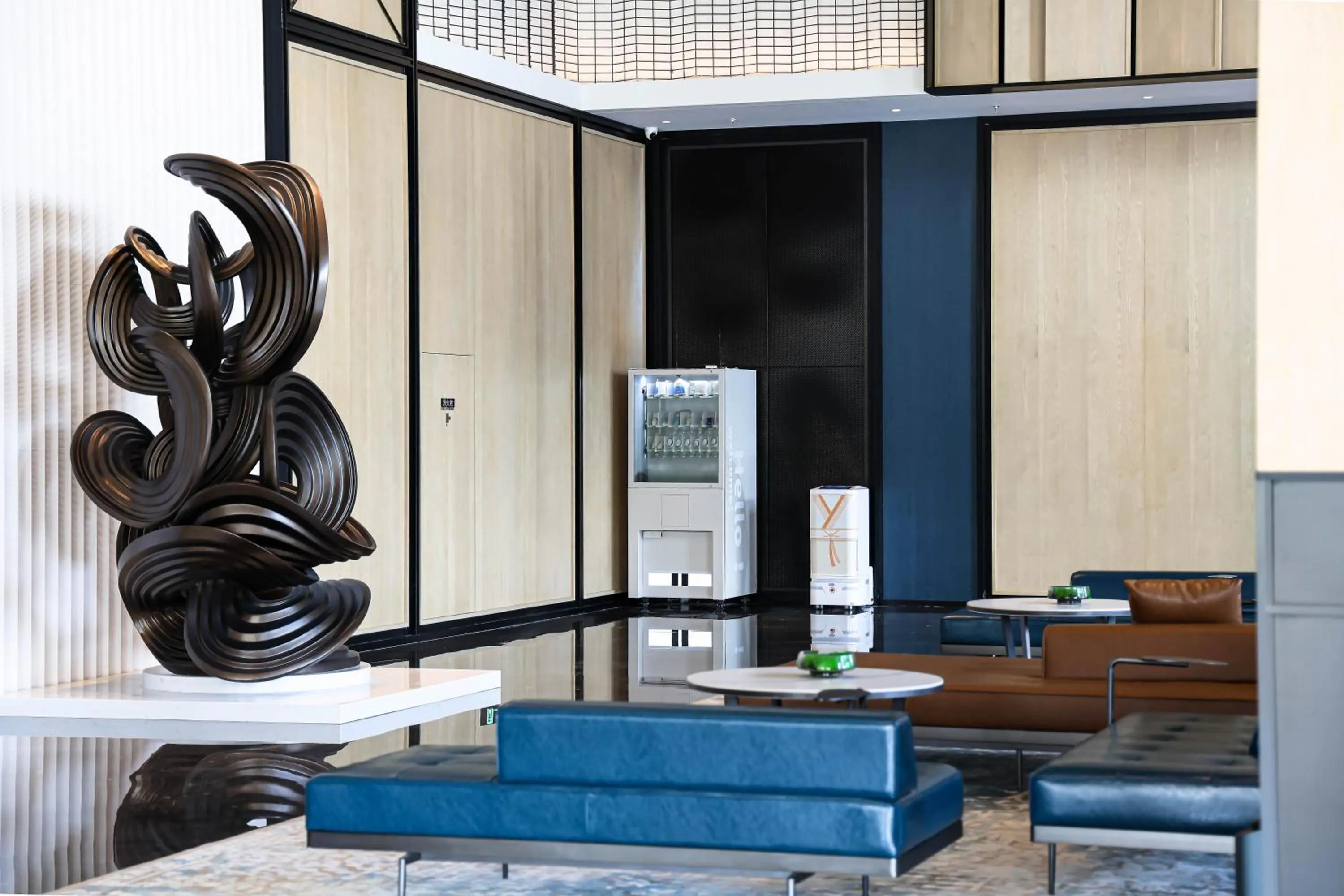 Lobby or reception in Four Points by Sheraton Shenzhen, Guangming