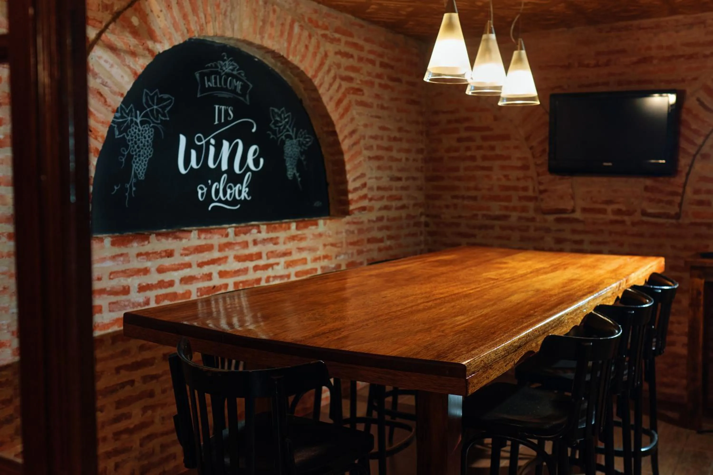 Lounge or bar in Miravida Soho Hotel & Wine Bar