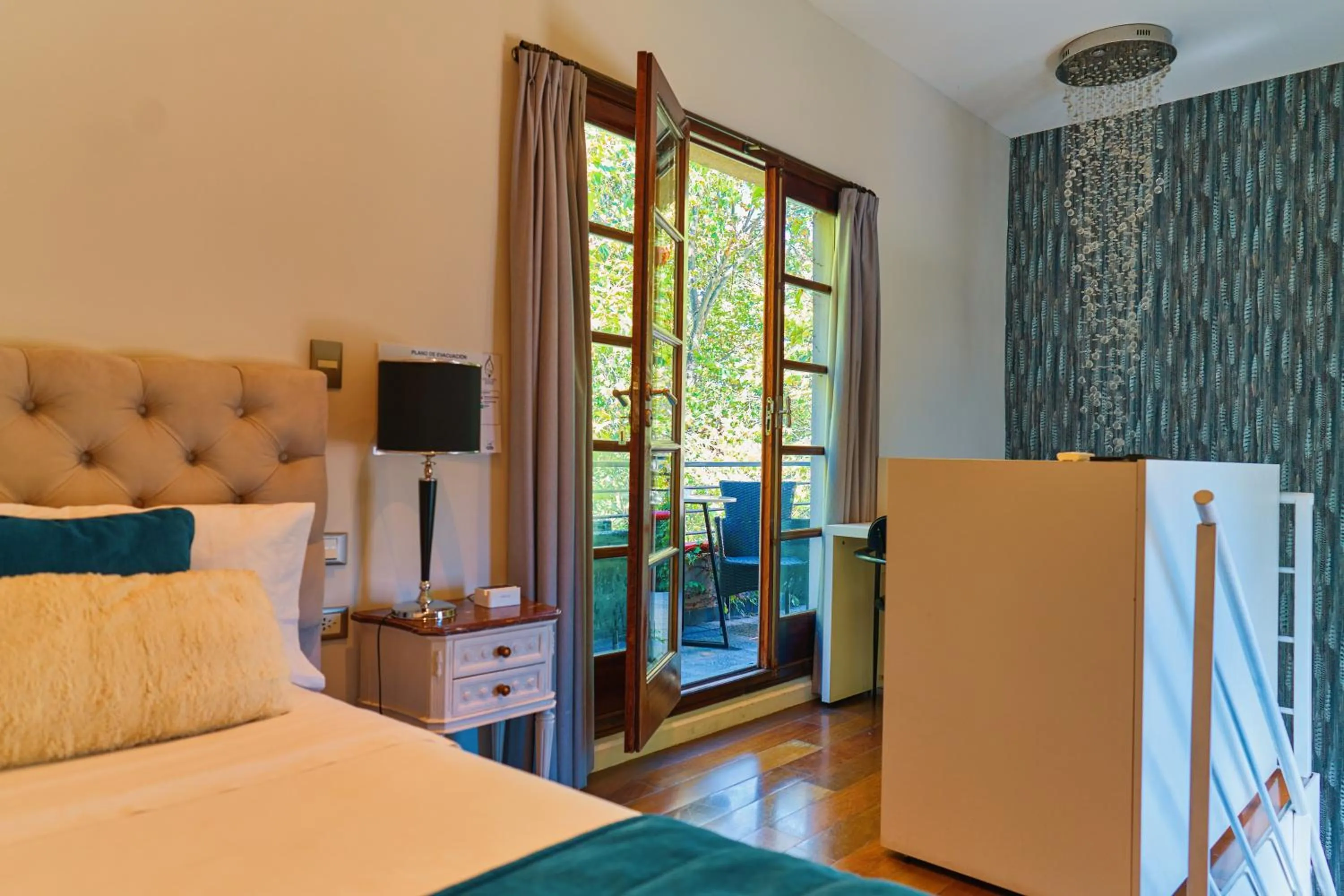 Bed in Miravida Soho Hotel & Wine Bar