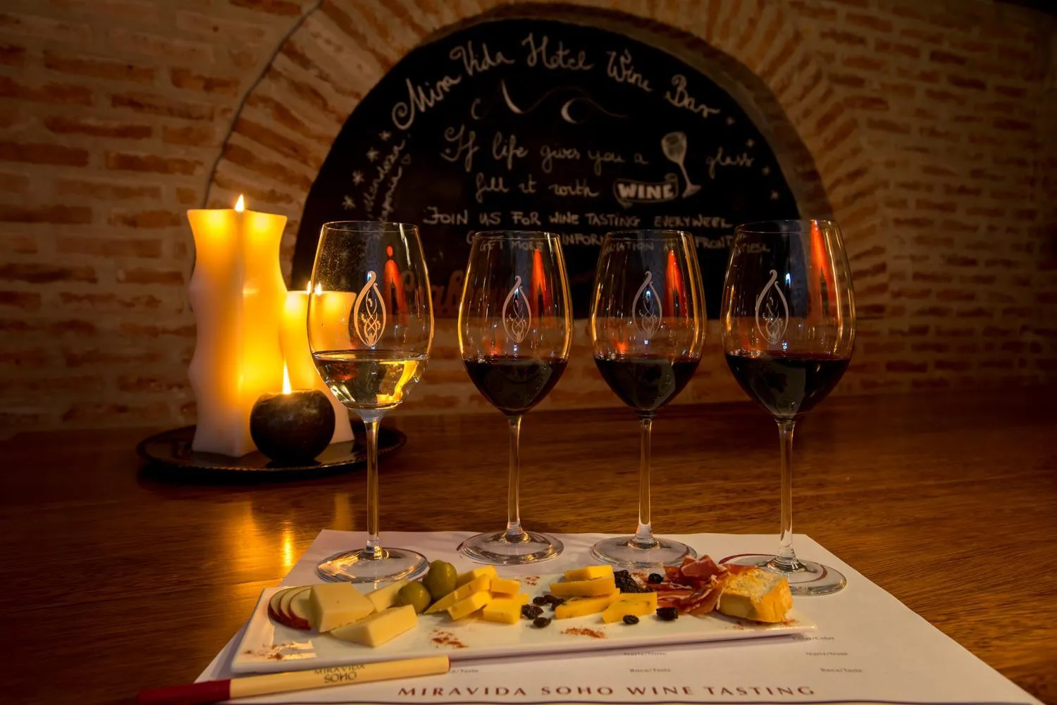 Food and drinks in Miravida Soho Hotel & Wine Bar