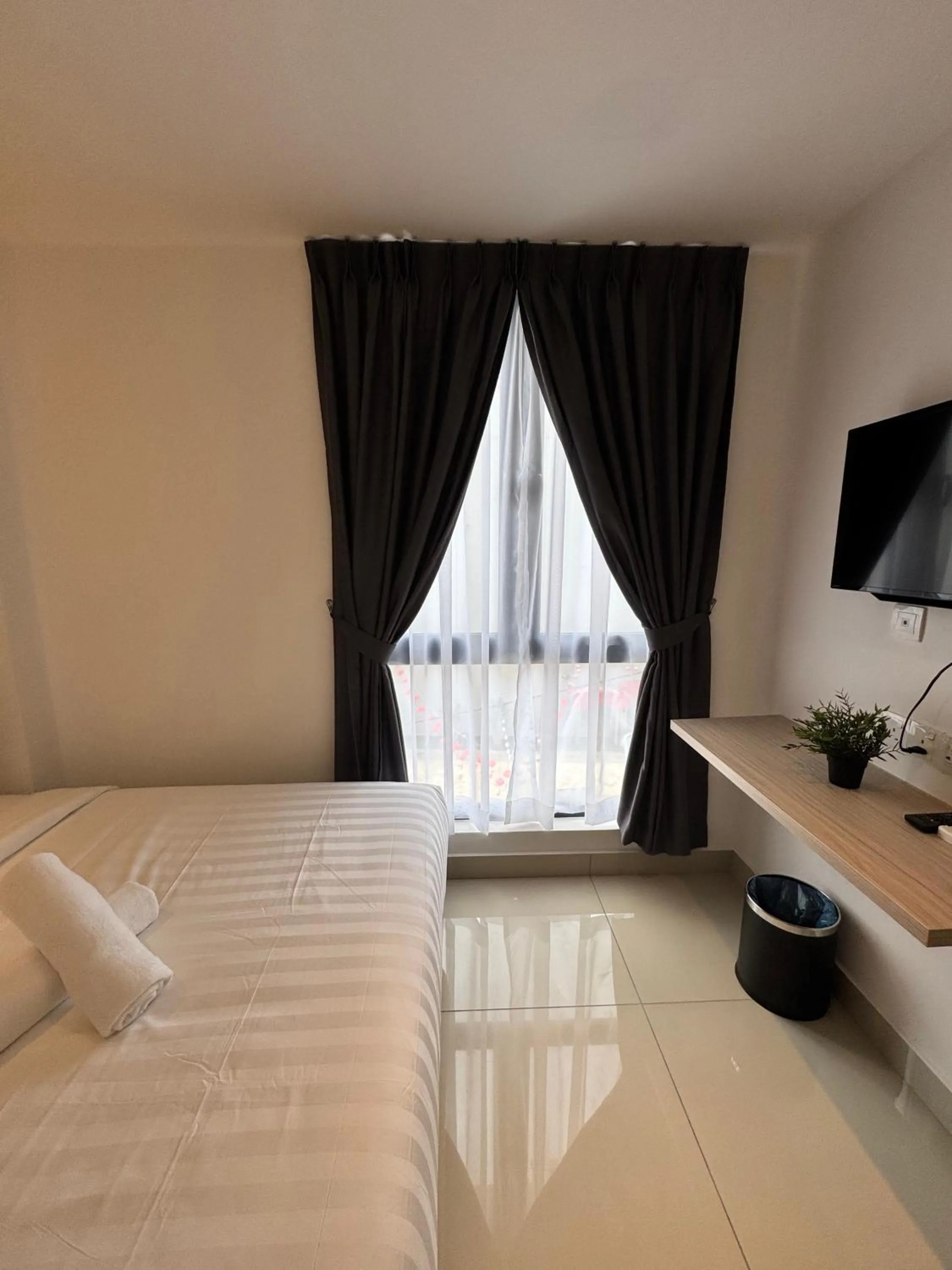 Photo of the whole room, Bed in Maca Hotel by Sky Hive