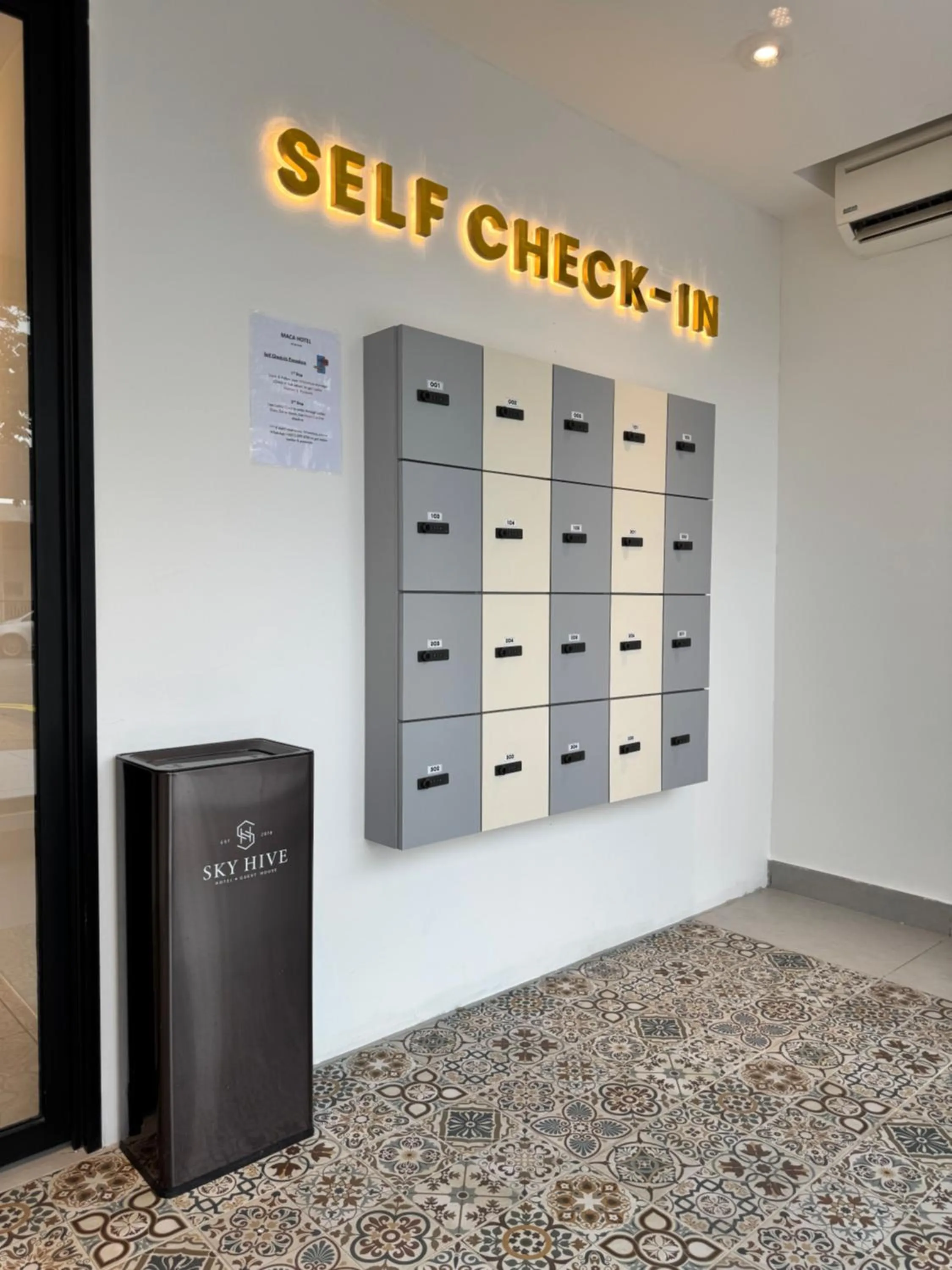 Lobby or reception in Maca Hotel by Sky Hive