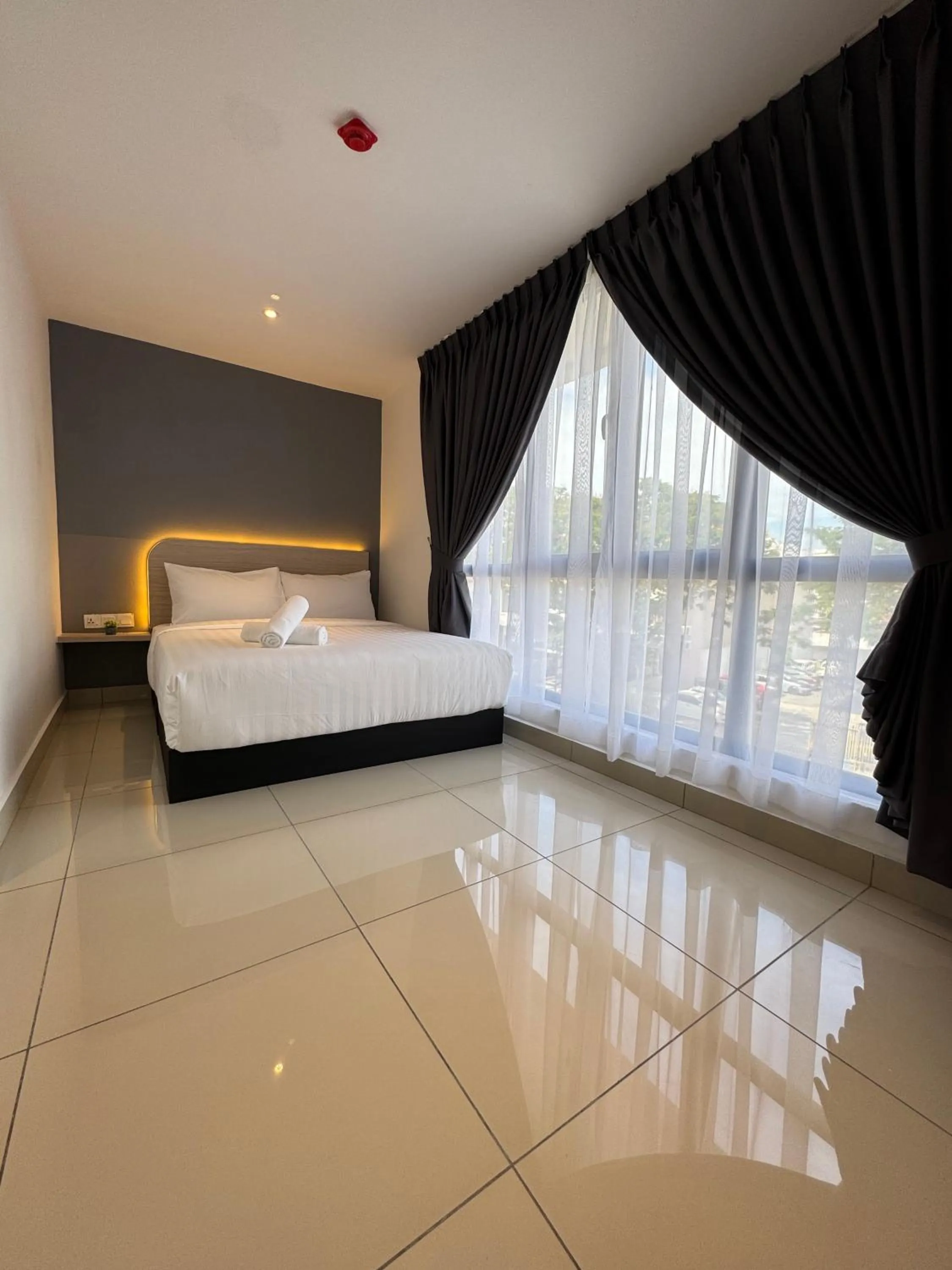 Bed in Maca Hotel by Sky Hive