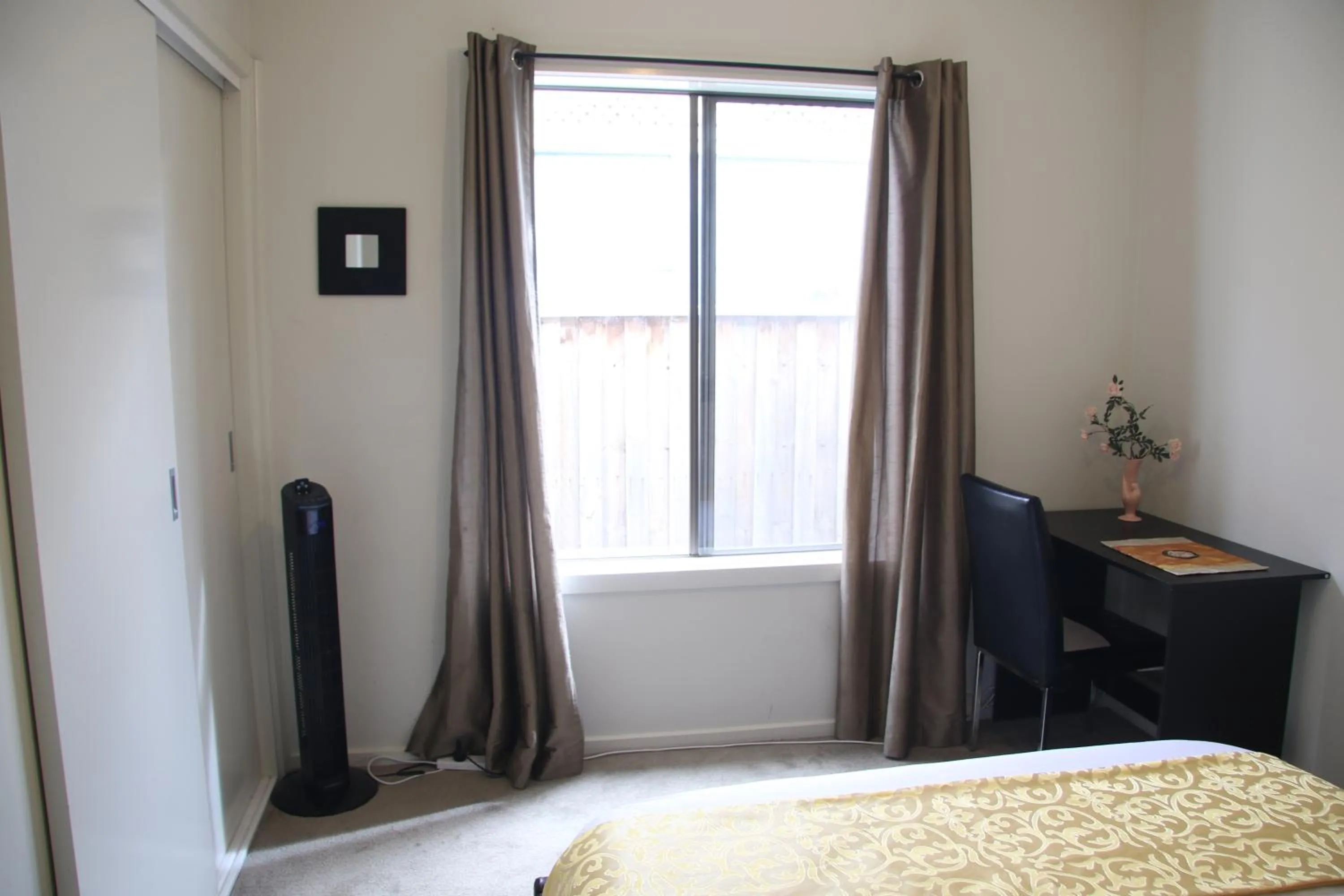 Bedroom, Bed in Apple House