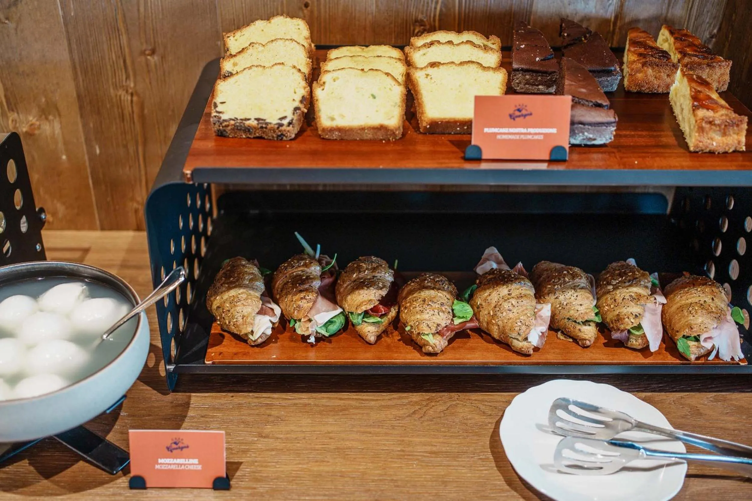 Restaurant/places to eat in Casa Guargnè