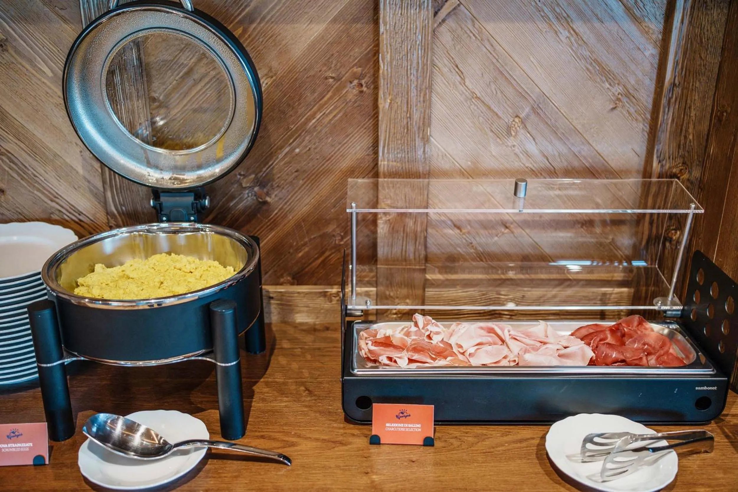 Restaurant/places to eat in Casa Guargnè