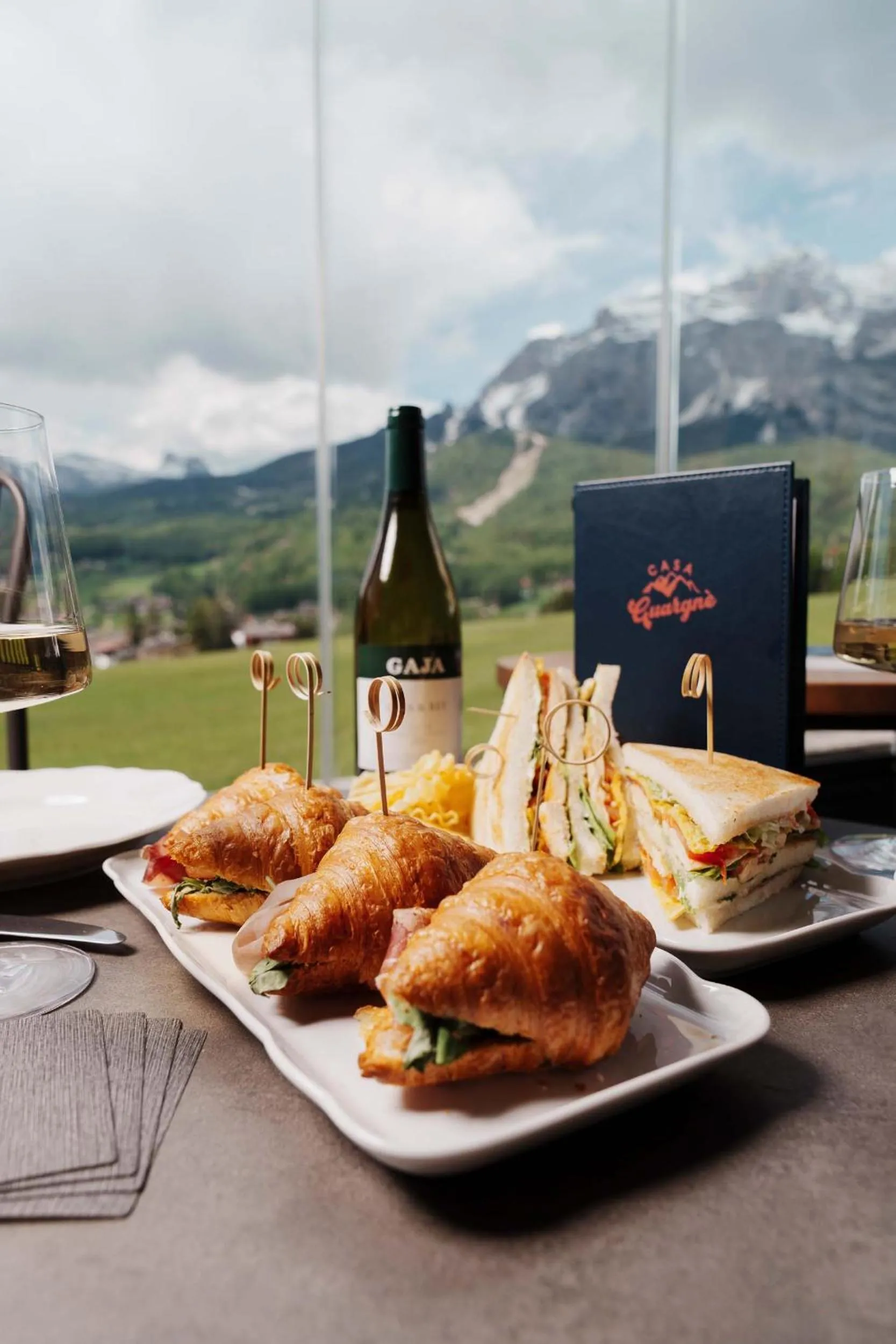 Restaurant/places to eat in Casa Guargnè