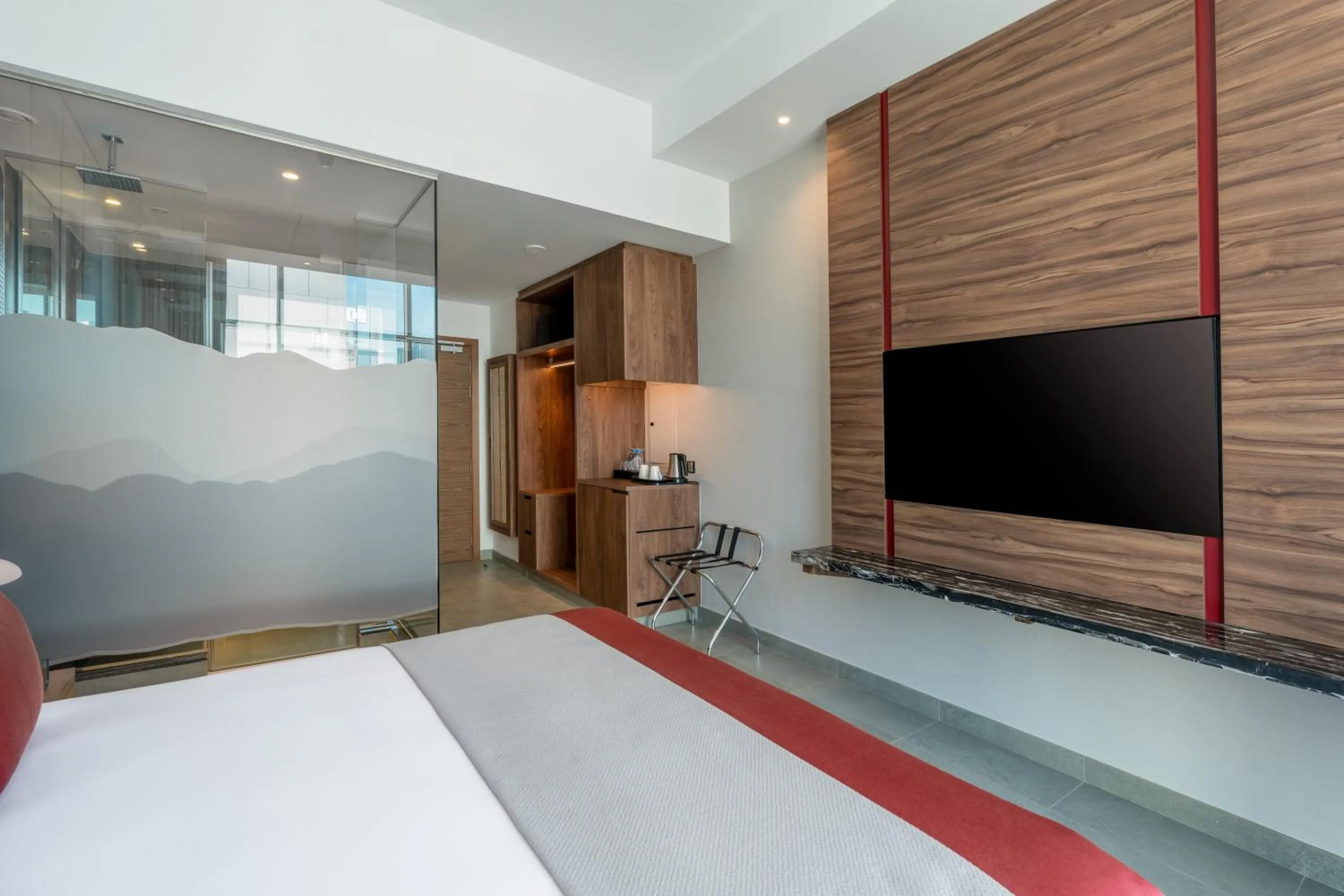 Photo of the whole room, Bed in Grand Millennium Business Bay