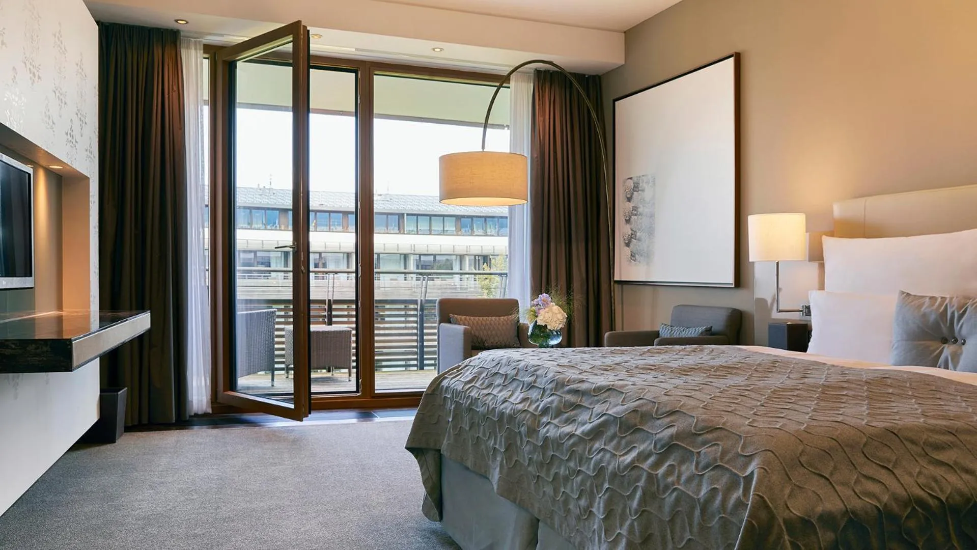 Photo of the whole room, Bed in Kempinski Hotel Berchtesgaden