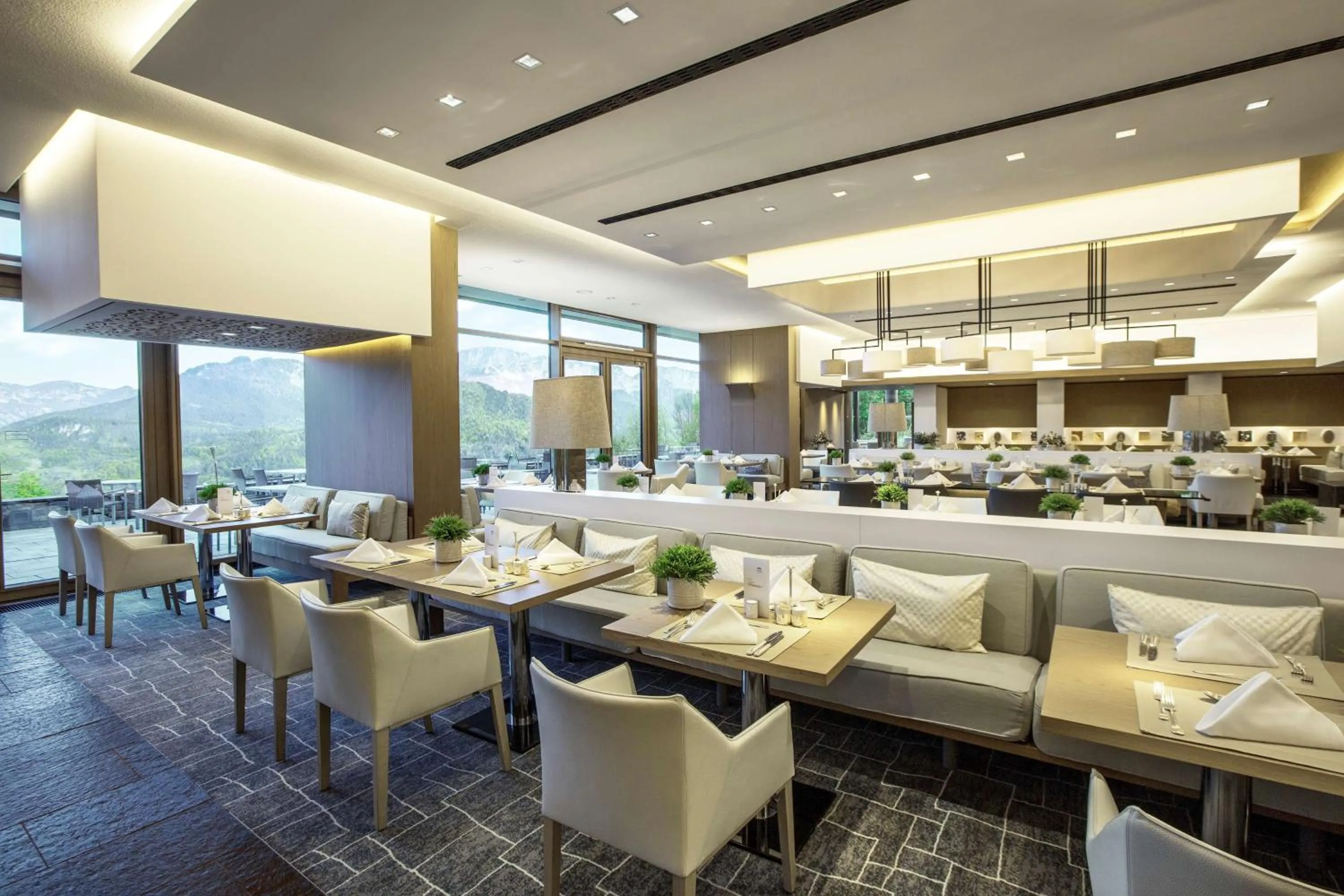 Breakfast in Kempinski Hotel Berchtesgaden