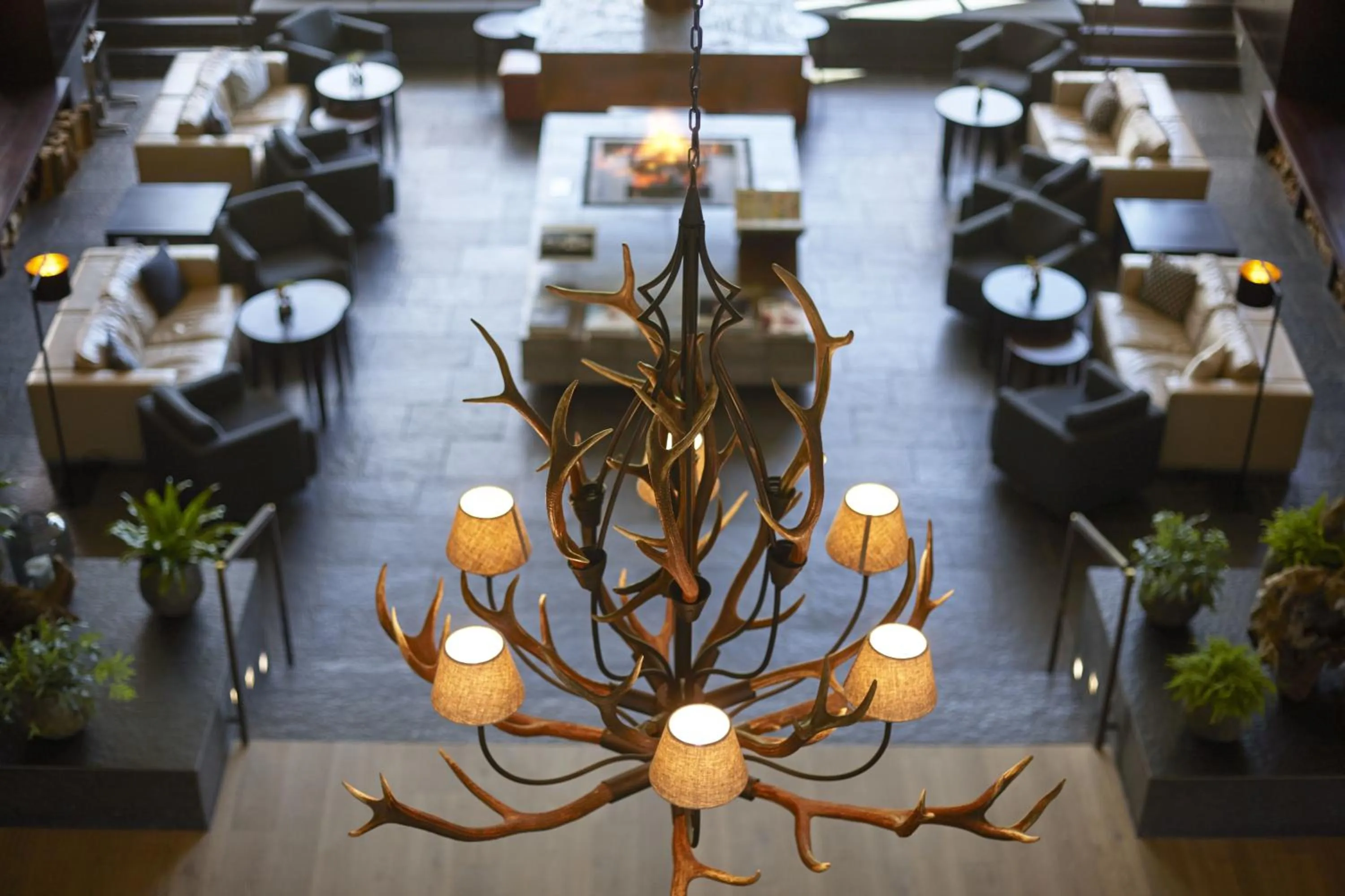 Lounge or bar in Kempinski Hotel Berchtesgaden