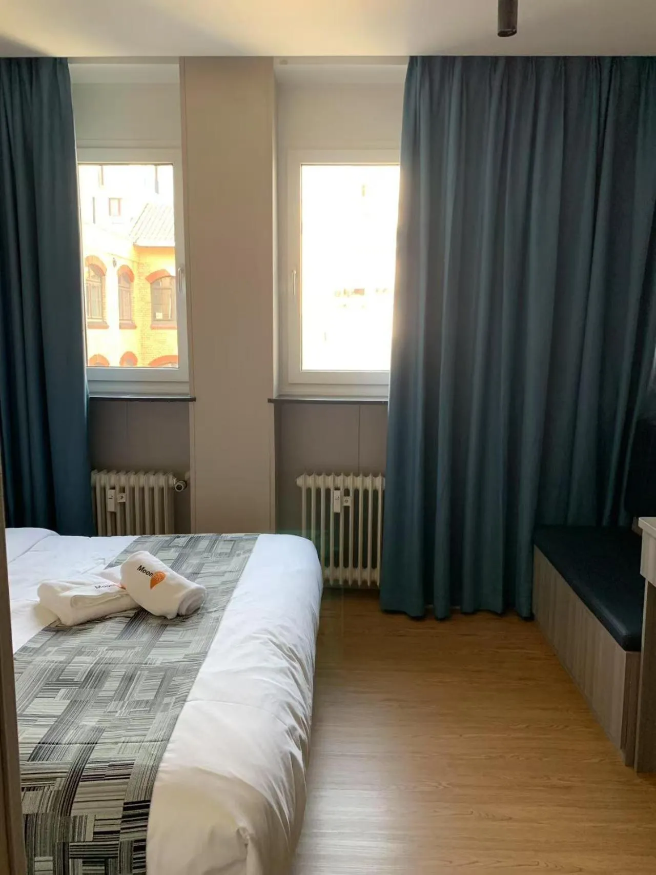 Bed in Mooncity Hotel & Boardinghouse