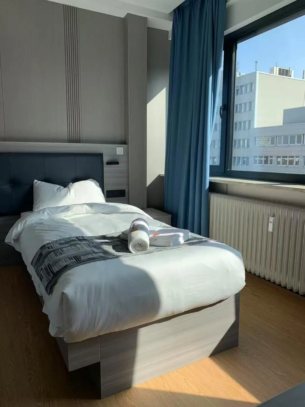Bed in Mooncity Hotel & Boardinghouse