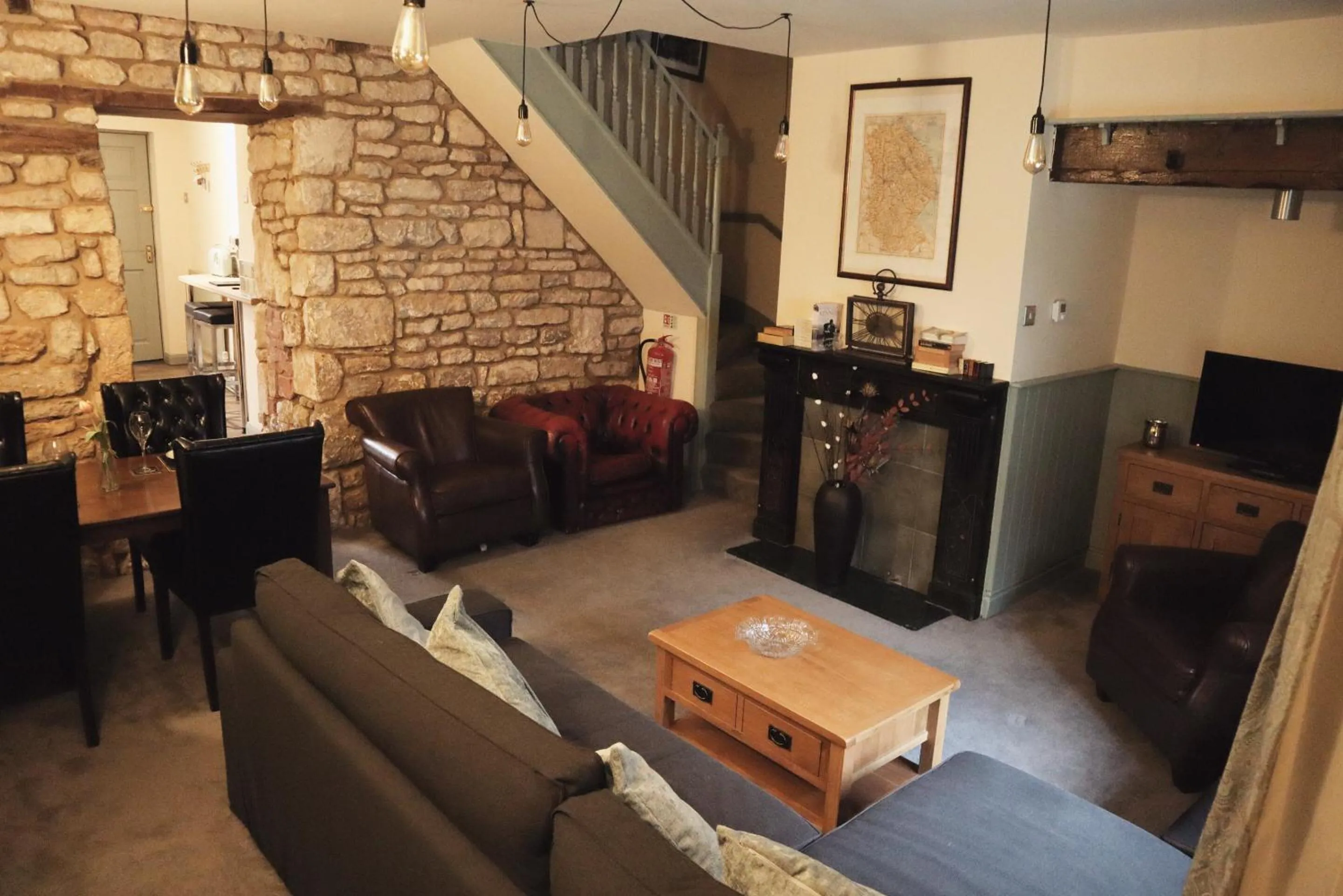 Living room in Duke William Hotel