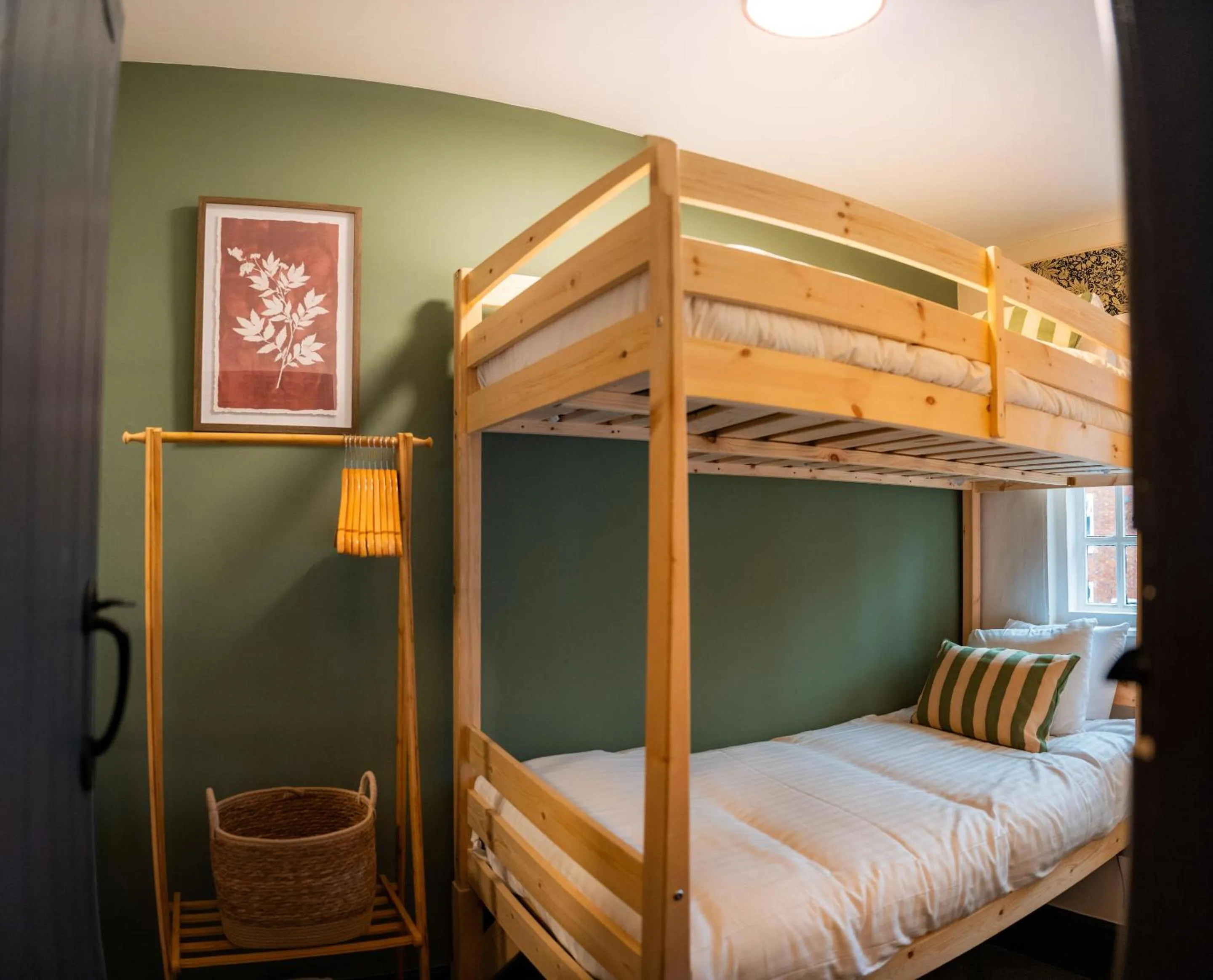 Bedroom, Bed in Duke William Hotel