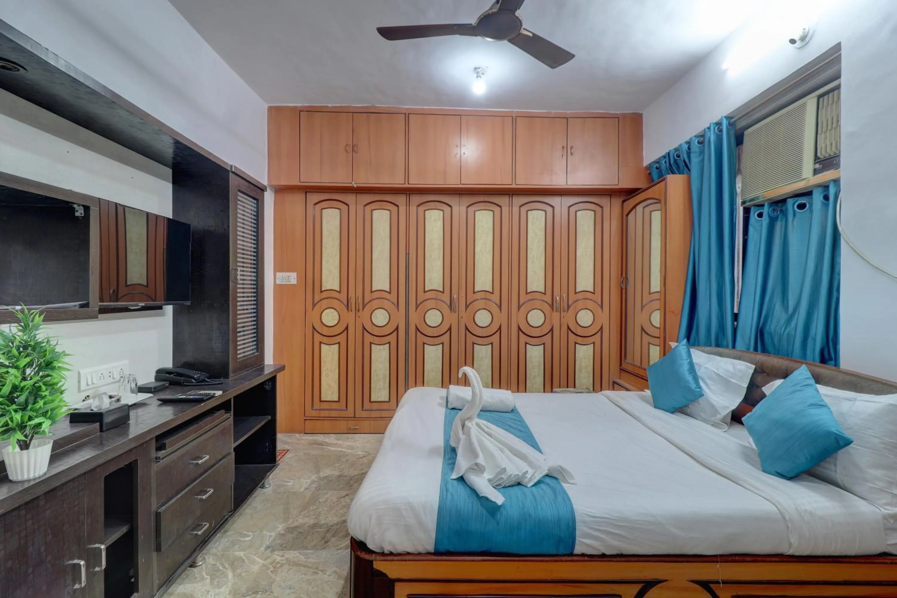 Bed in Raksha Residency