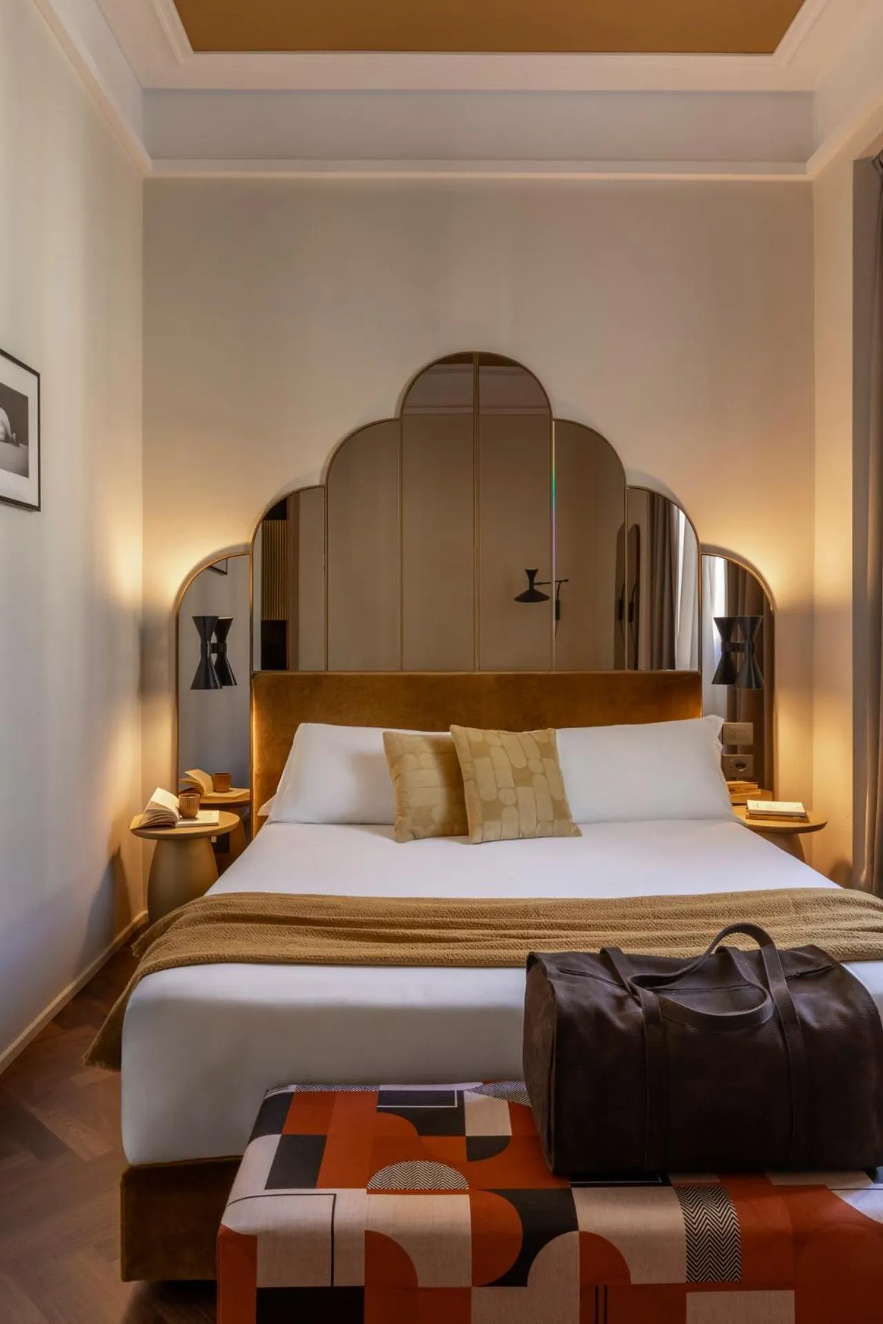 Bed in Palazzo Buenos Aires