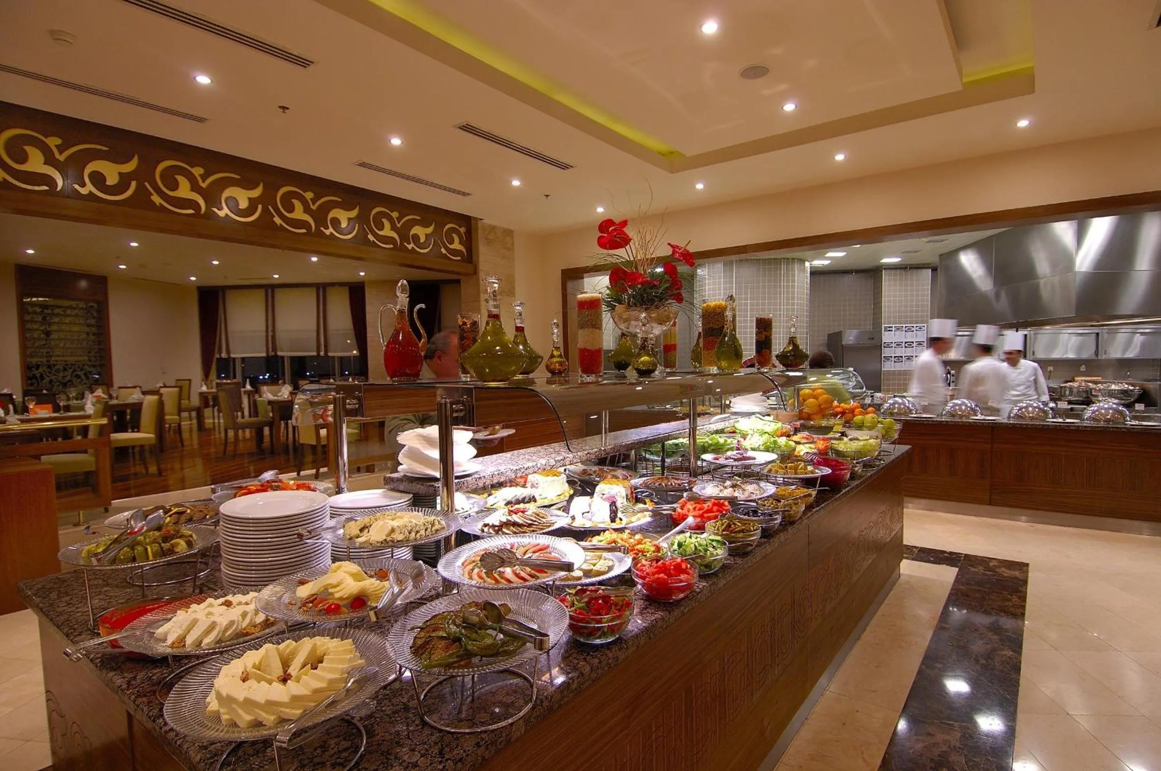 Restaurant/places to eat in Dedeman Konya Hotel Convention Center
