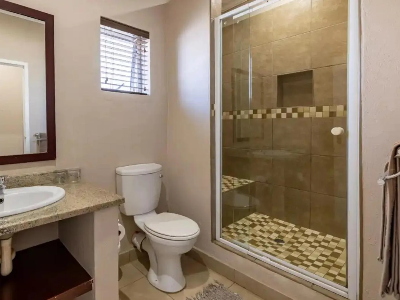 Shower in Misty Mountain