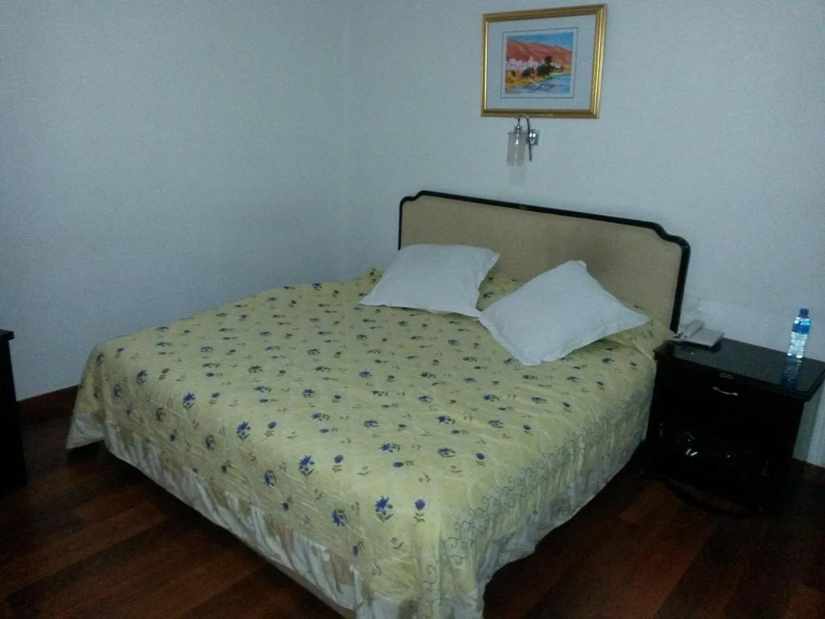 Bed in MAJESTIC Hotel Annaba