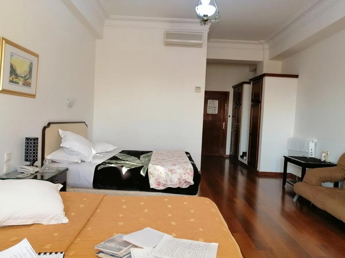 Bed in MAJESTIC Hotel Annaba