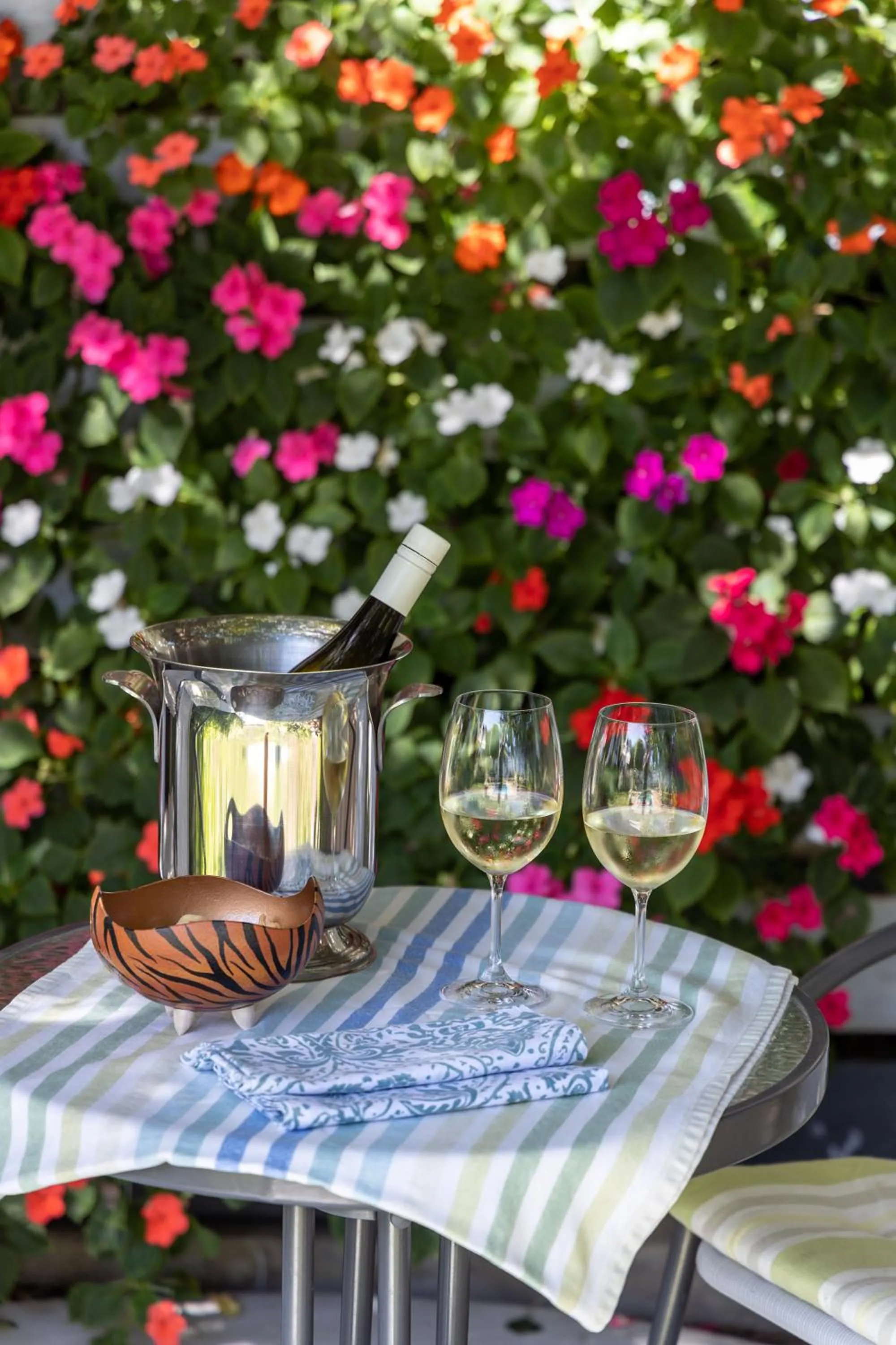 Garden view in Walker Bay Manor Mansion PTY