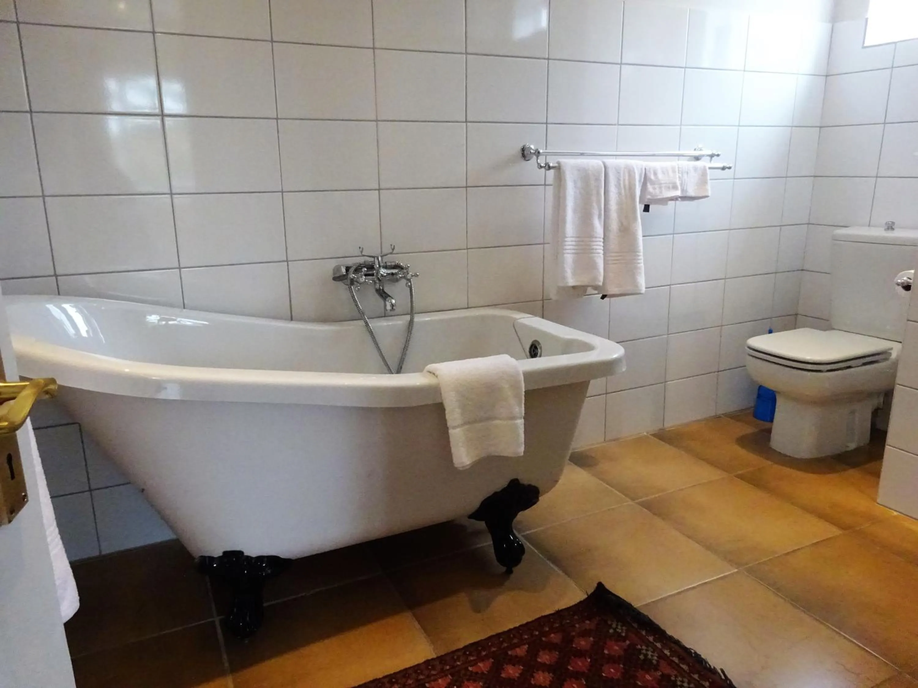Bathroom in Walker Bay Manor Mansion PTY