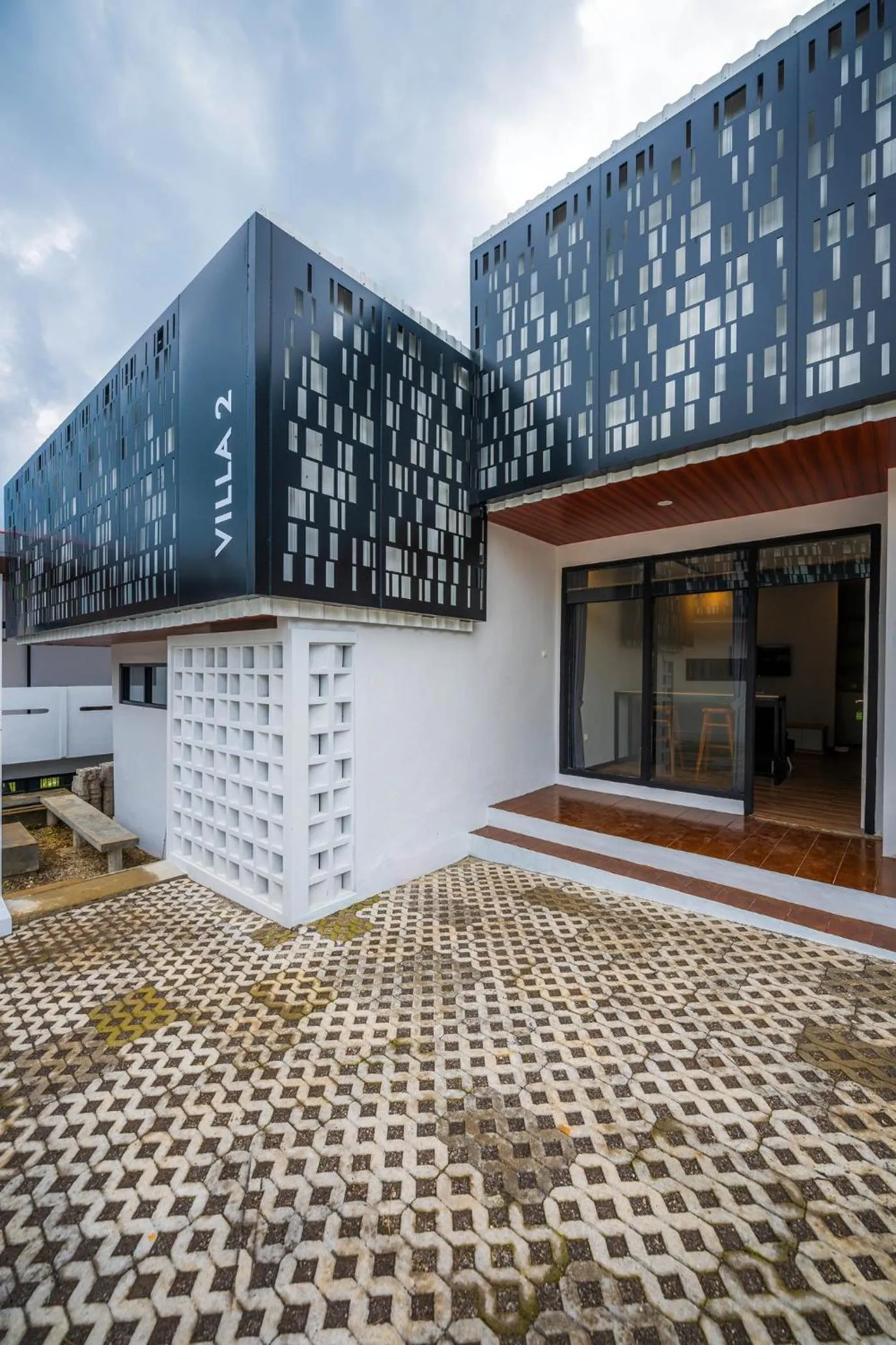 Property building in Elge Hotel and Villa Sarangan