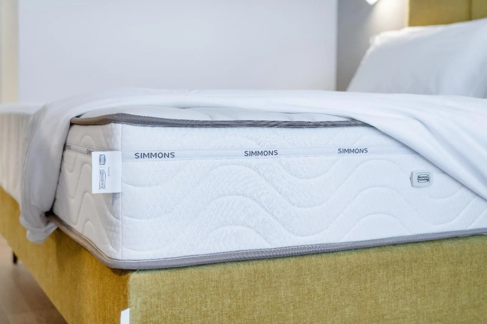 Bed in BISCARDI Hotel