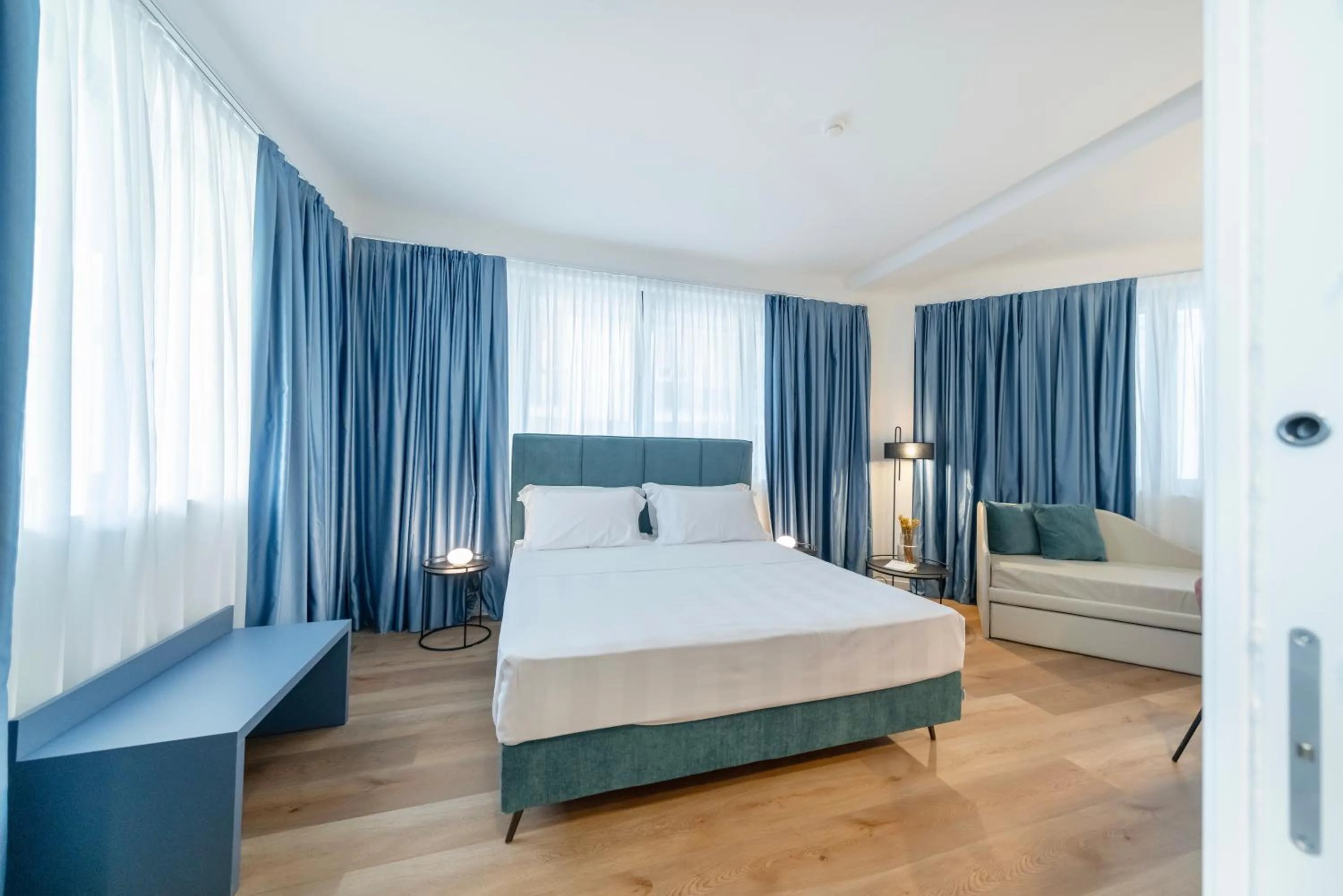 Bed in BISCARDI Hotel