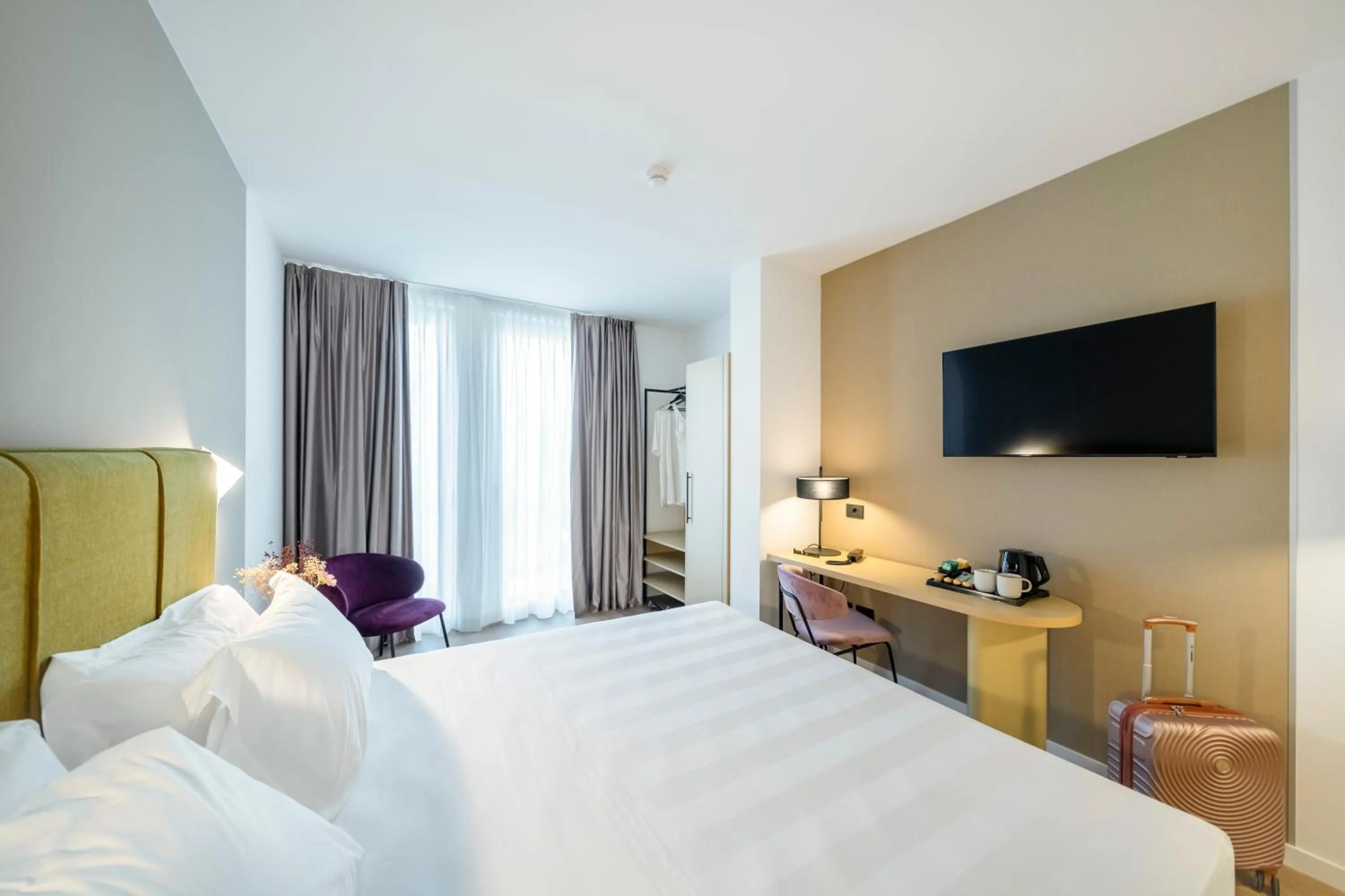 Bed in BISCARDI Hotel