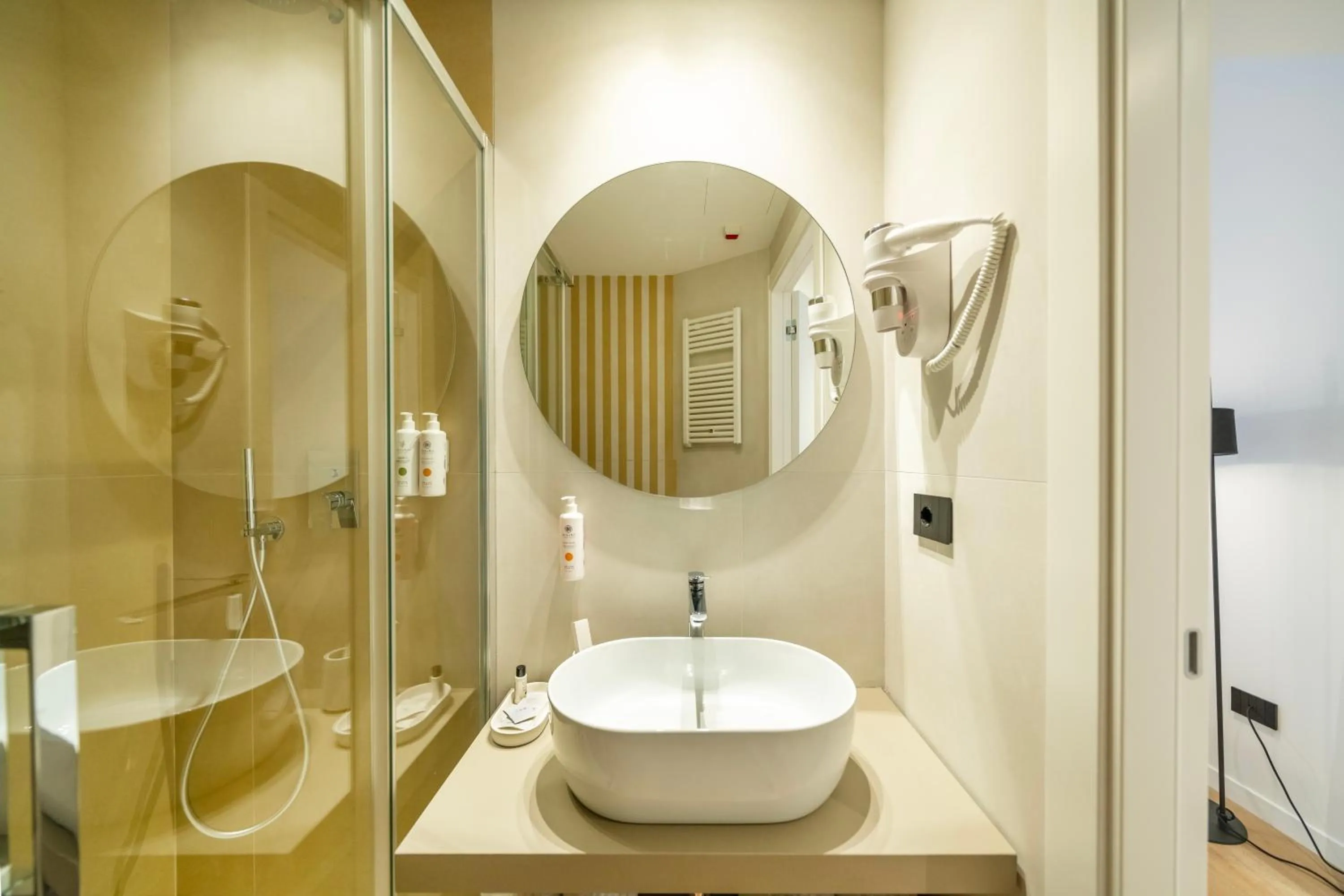 Shower in BISCARDI Hotel