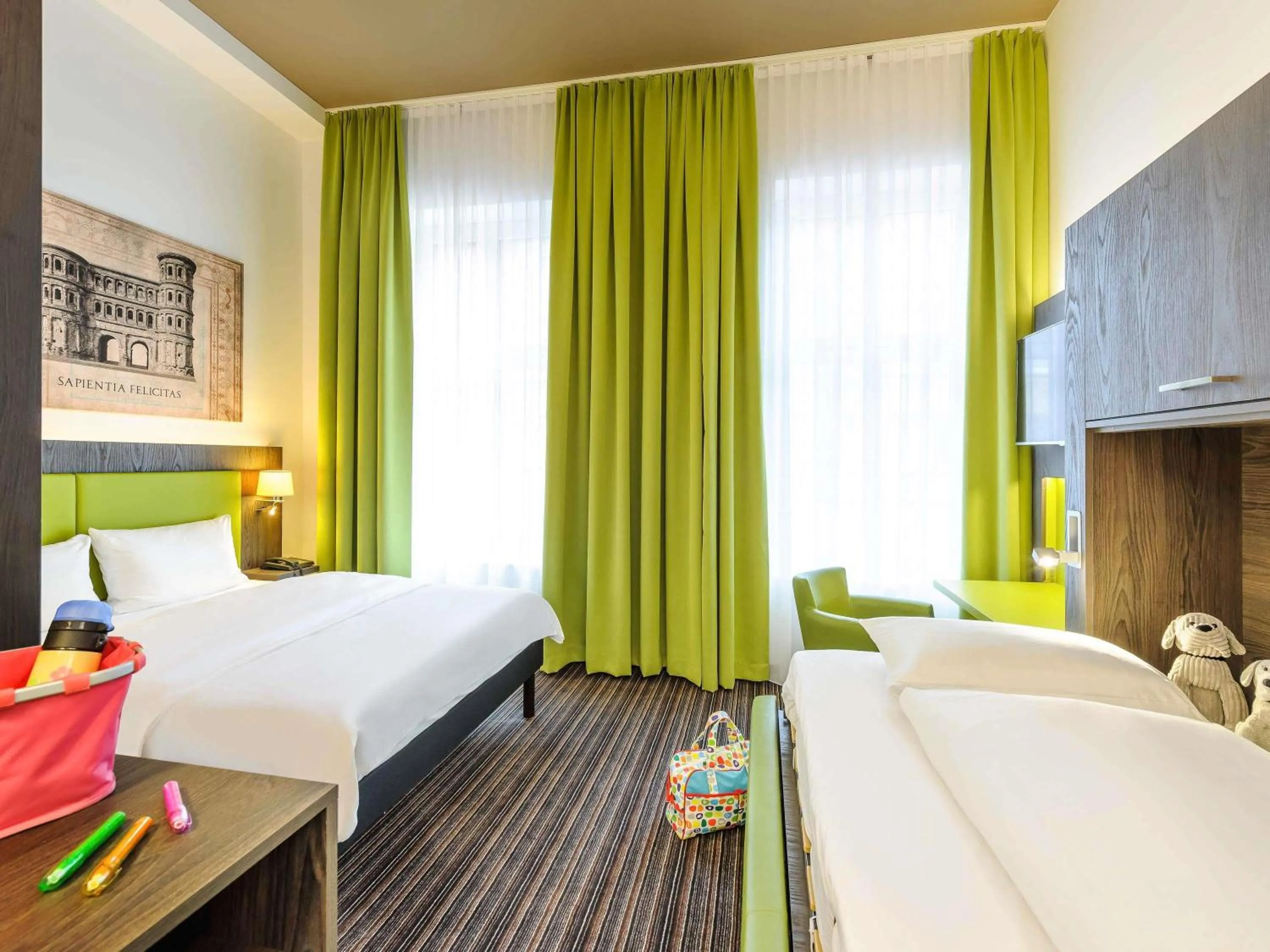 Bedroom, Bed in Ibis Styles Trier