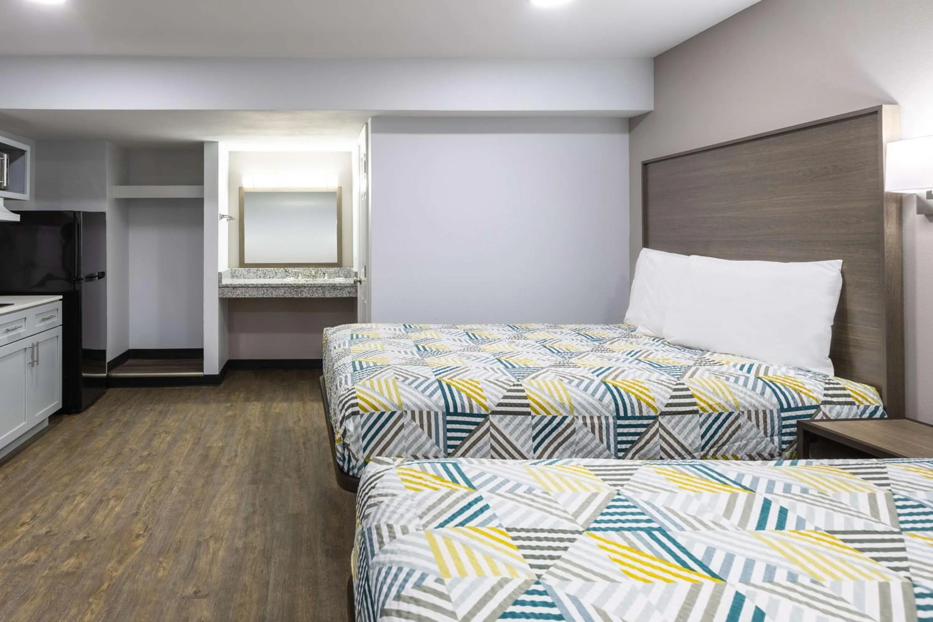 Bedroom, Bed in Studio 6 Hickory NC