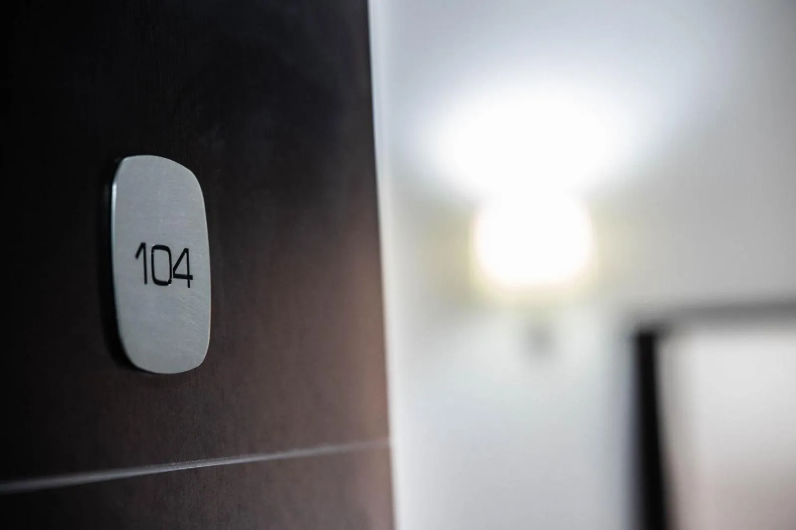 Logo/Certificate/Sign in Seven Kings Relais