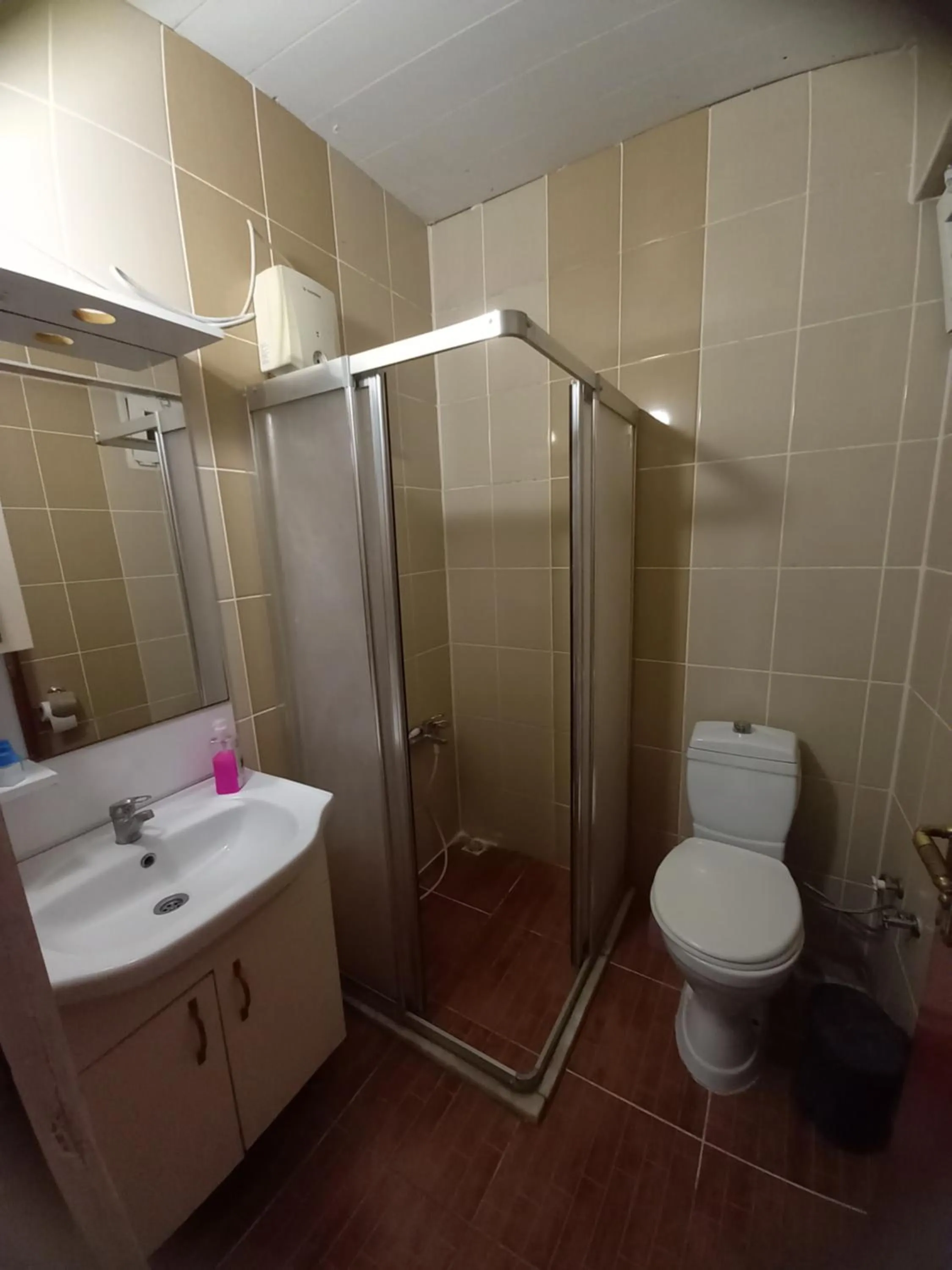 Bathroom in Dilmac Hotel